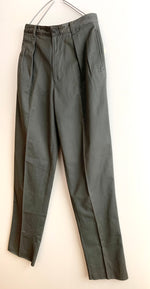 画像をギャラリービューアに読み込む, 【 ISSEY MIYAKE 】
2TAC CHINO PANTS
