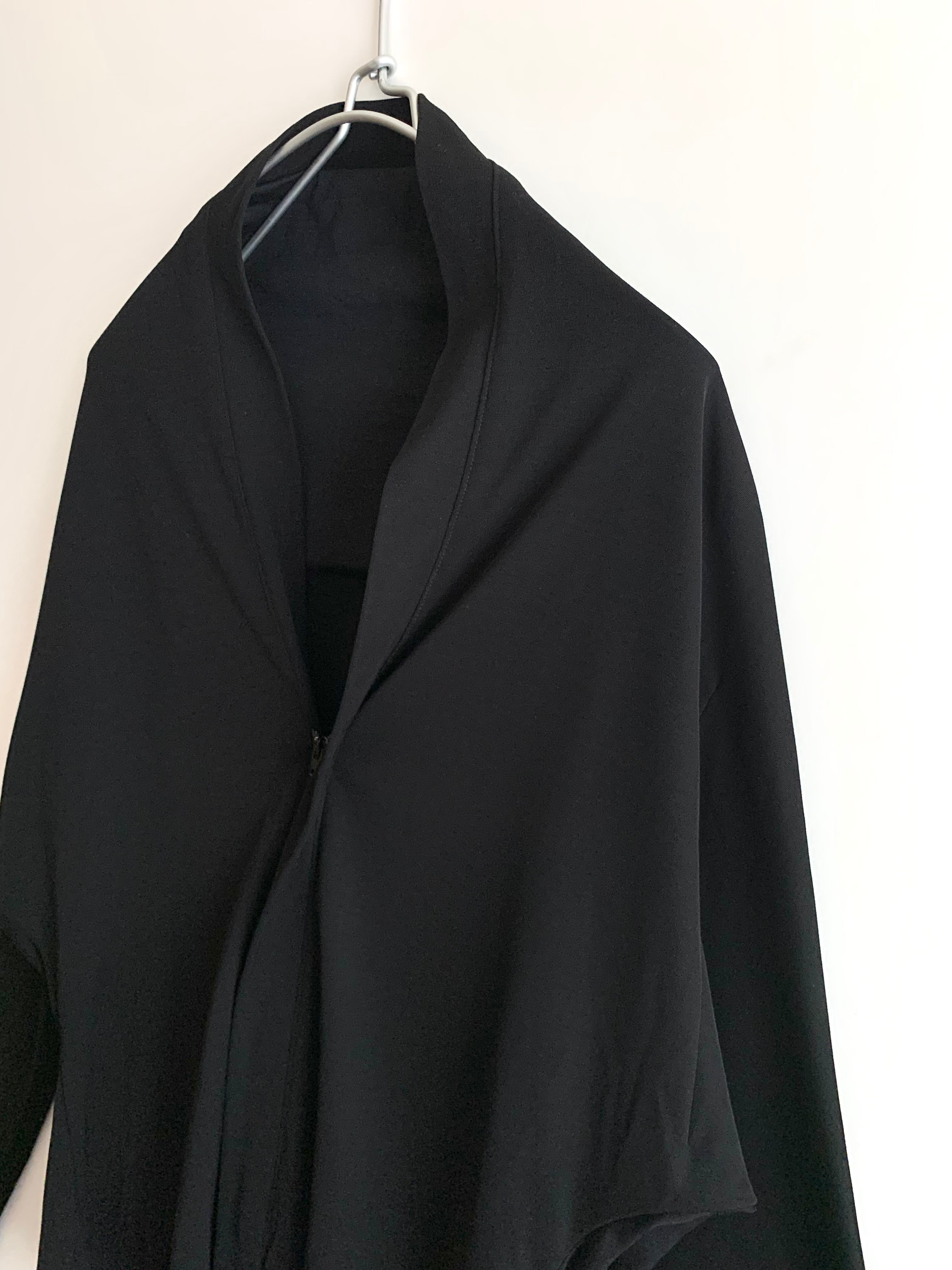【 Yohji Yamamoto 】Lightweight zip cut sew