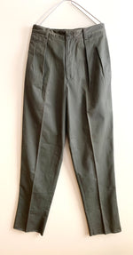画像をギャラリービューアに読み込む, 【 ISSEY MIYAKE 】
2TAC CHINO PANTS
