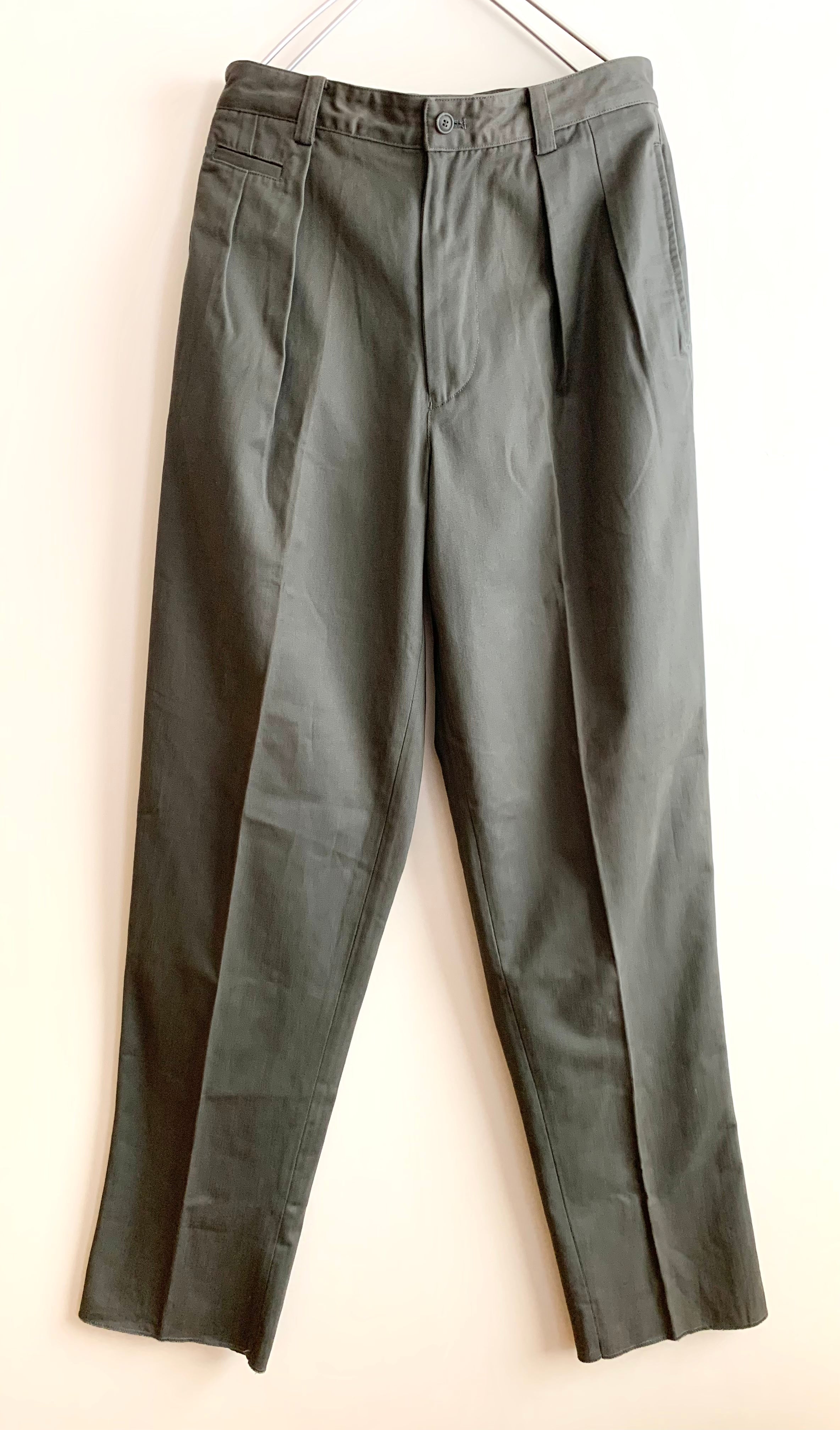 【 ISSEY MIYAKE 】
2TAC CHINO PANTS