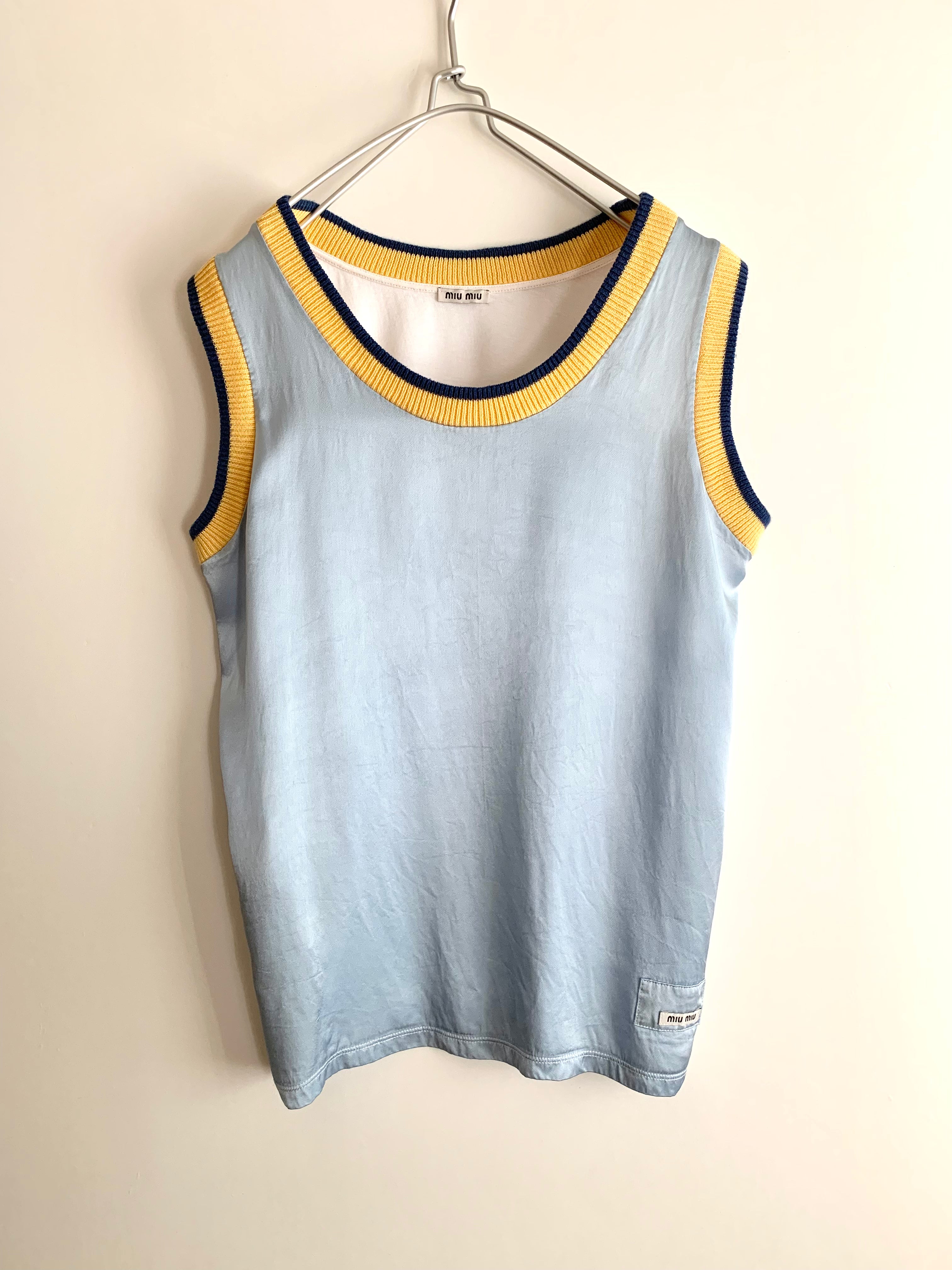 【 MIU MIU 】Schoul Design No-sleeve T-shirts