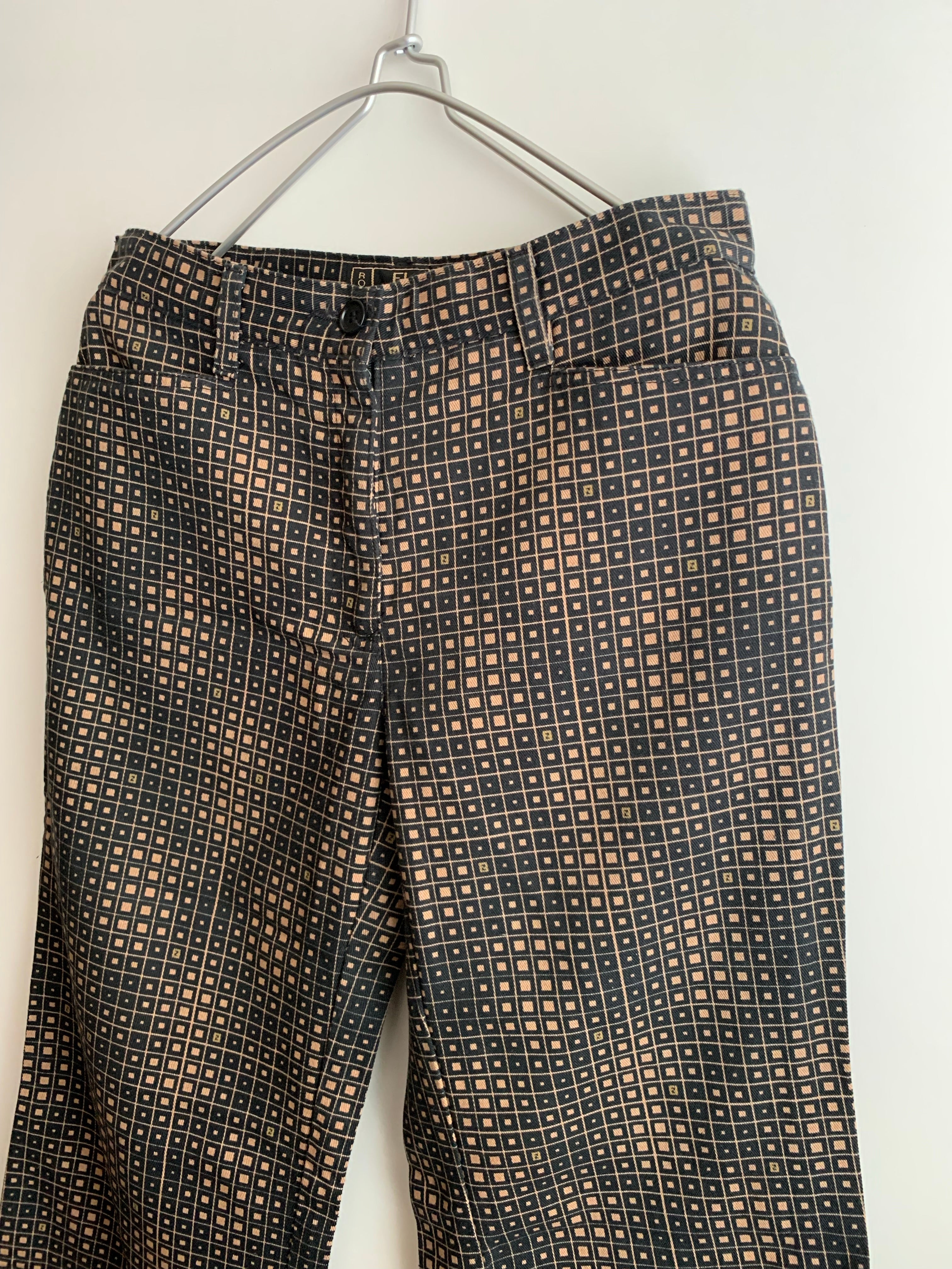 【 FENDI 】 SET UP TOPS&BOTTOMS