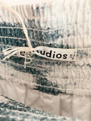 【 ACNE STUDIOS 】 Short Pants