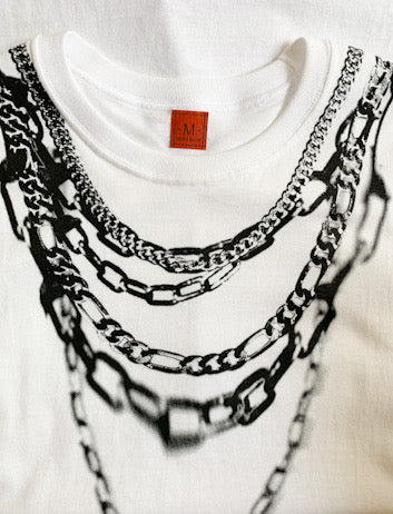 【 S'YTE Yohji Yamamoto 】 Fake Necklace Print T-Shirts
