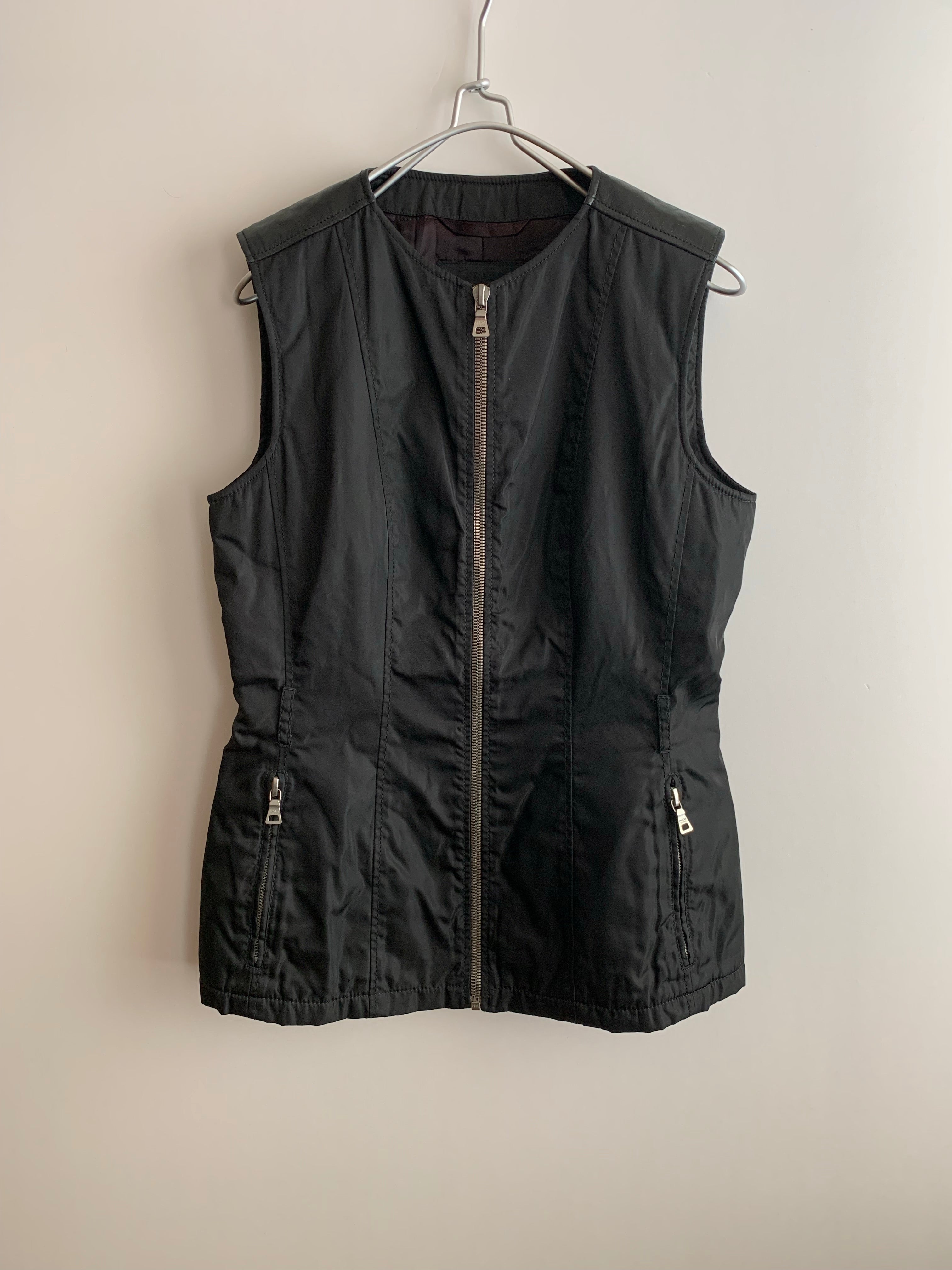 【 PRADA 】NYLON×LEATHER VEST