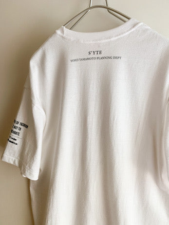 【 S'YTE Yohji Yamamoto 】 Fake Necklace Print T-Shirts