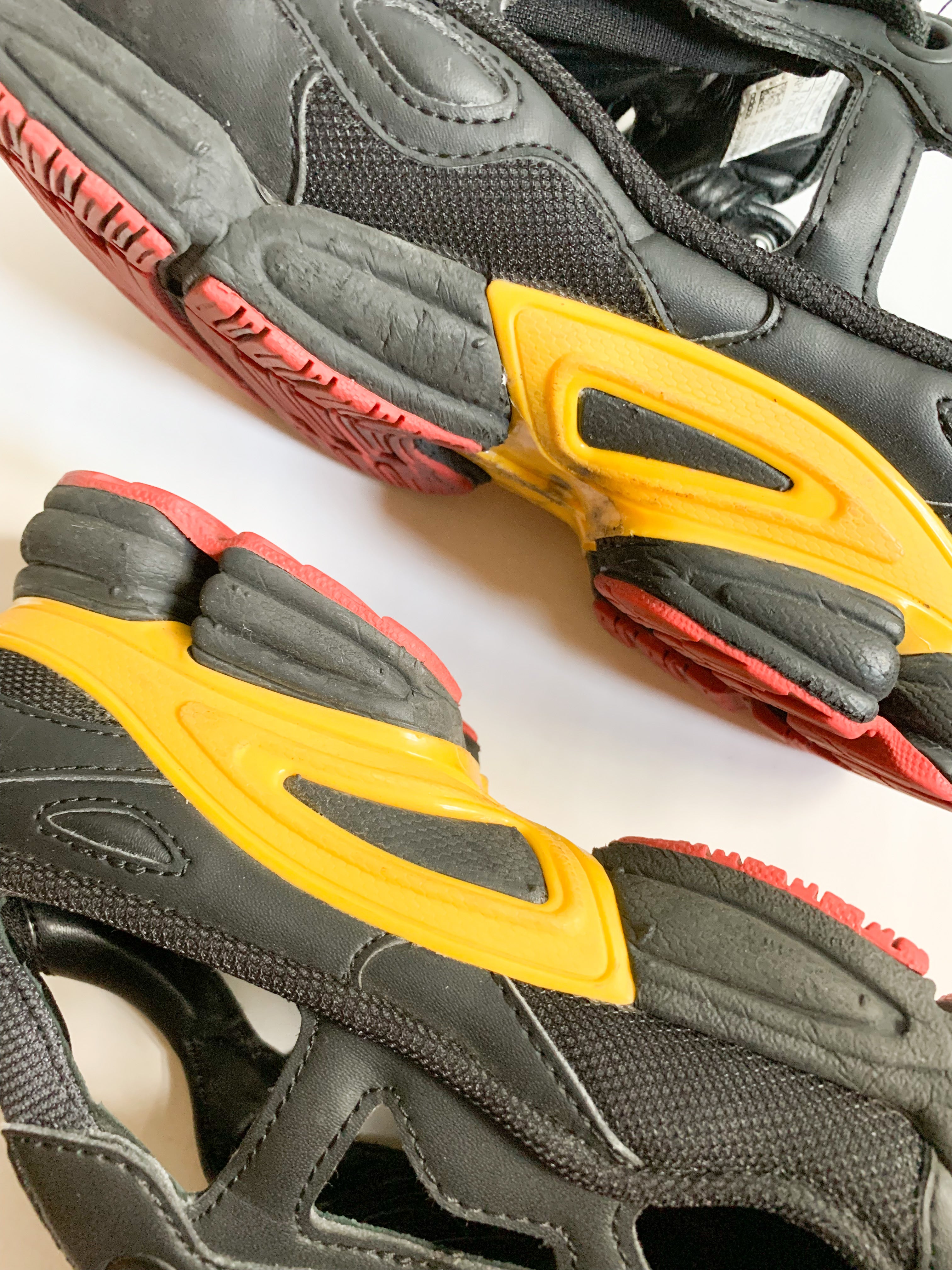 【 adidas by RAF SIMONS 】 RUNNER SHOES