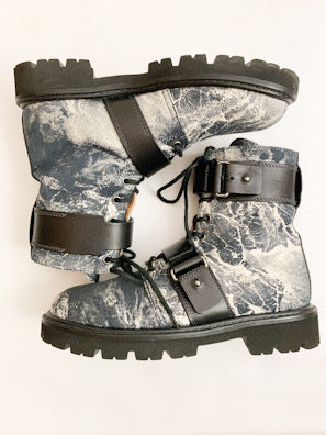 【 EMPORIO ARMANI 】Bleach Design Dnime Boots