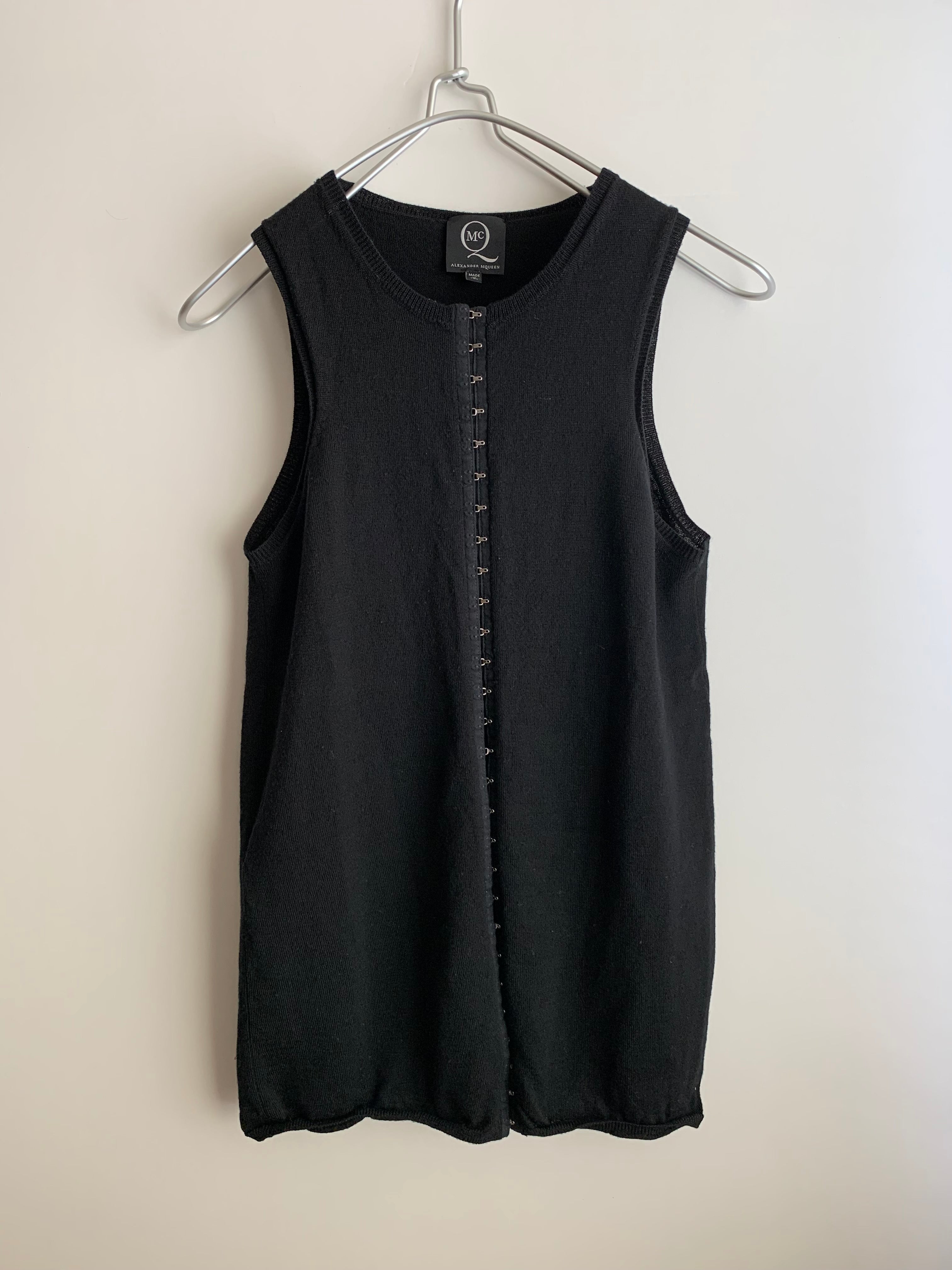 【 McQ ALEXANDER McQUEEN 】 HOOK  KNIT VEST