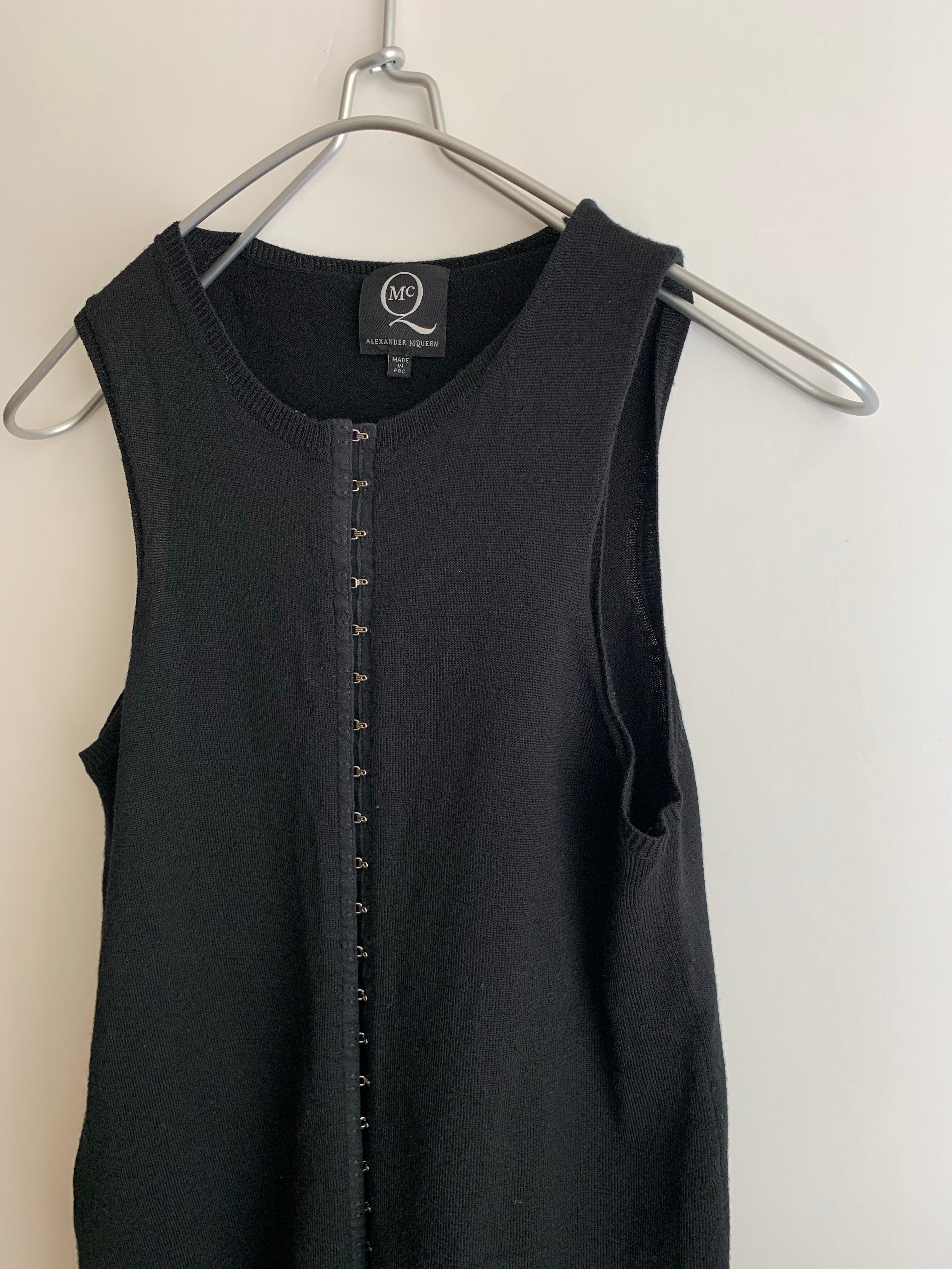 【 McQ ALEXANDER McQUEEN 】 HOOK  KNIT VEST