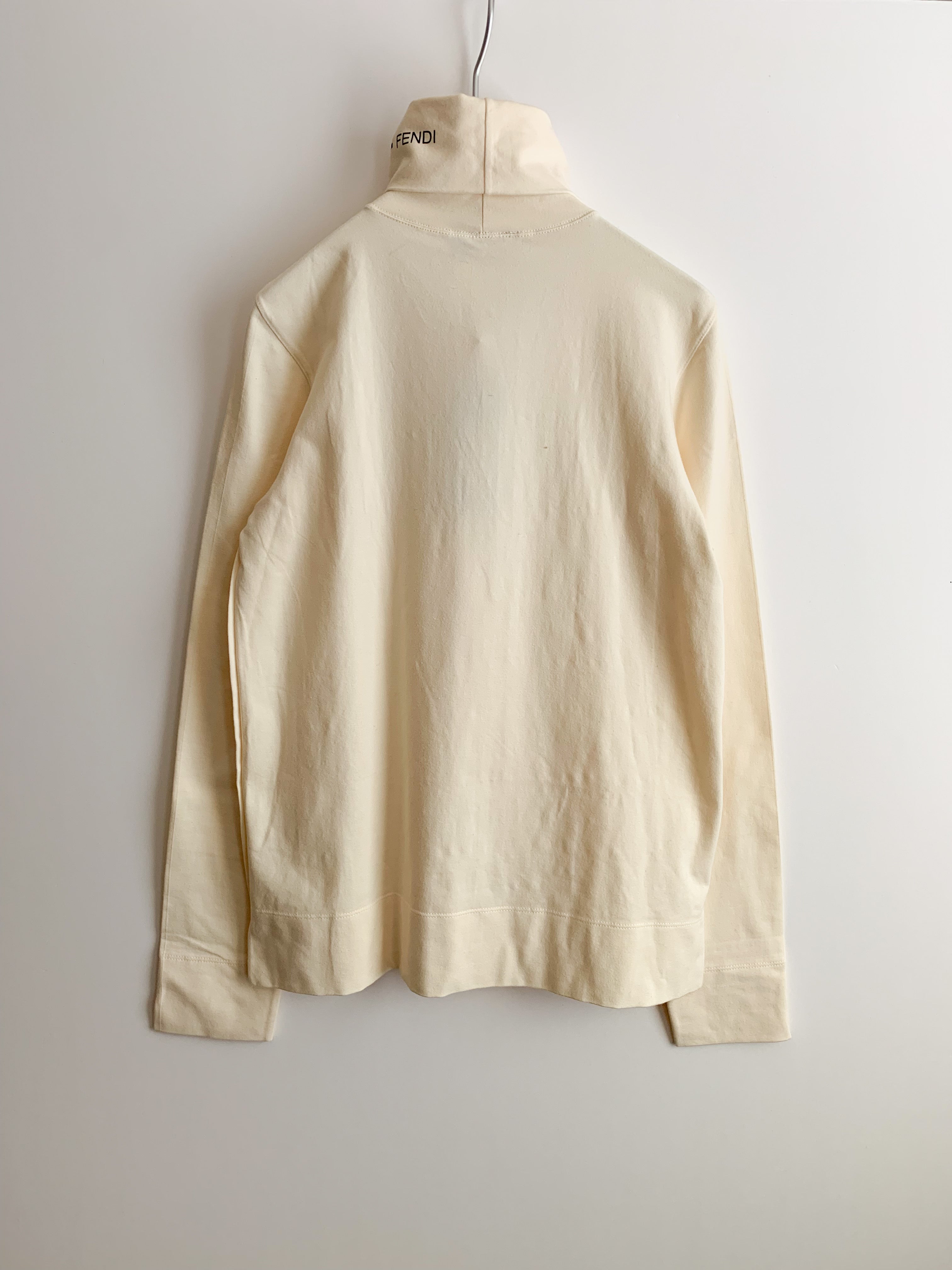 【 FENDI 】 TURTLE NECK CUT SEW