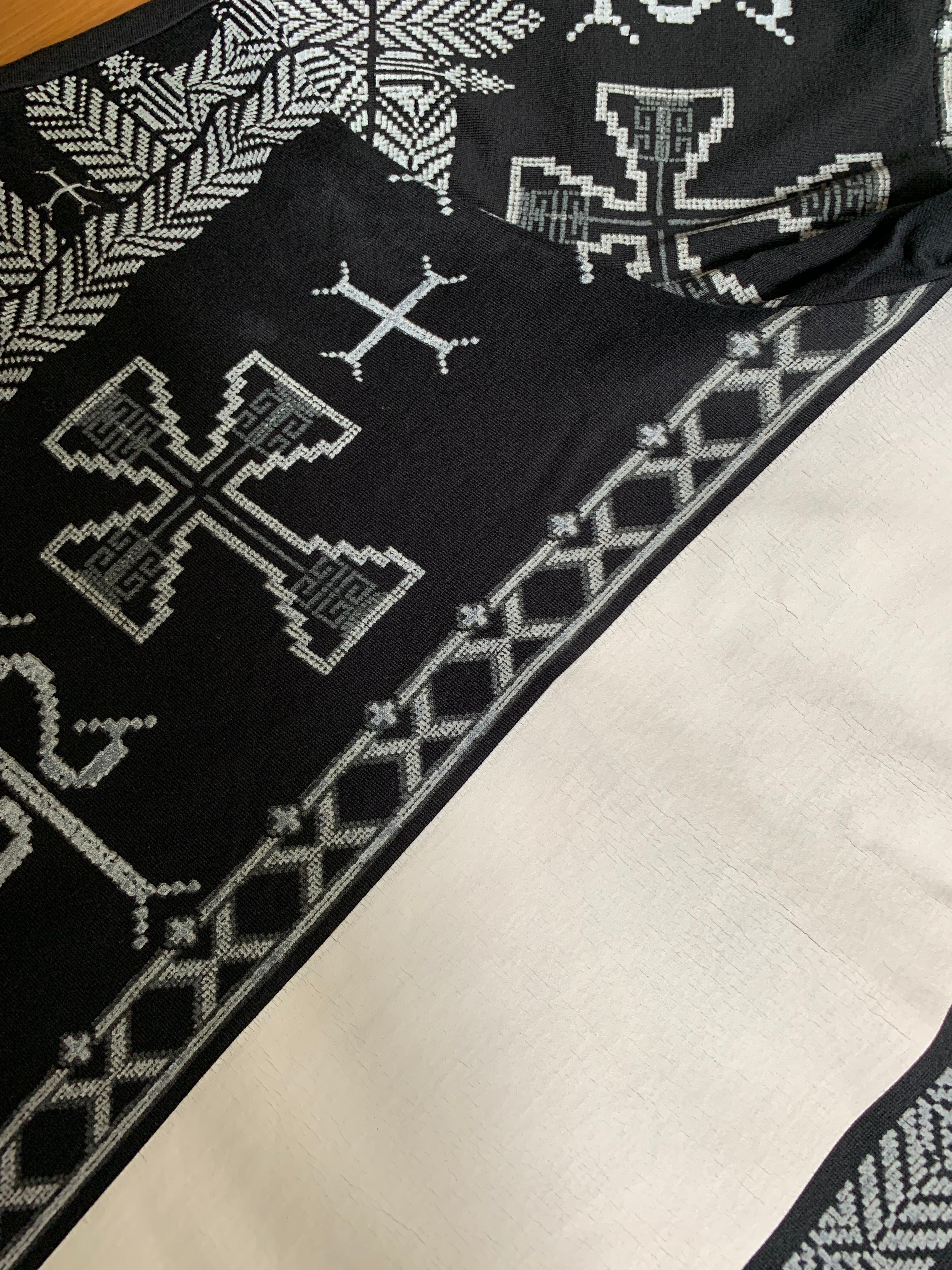 【 GIVENCHY Paris 】 Design T-Shirts