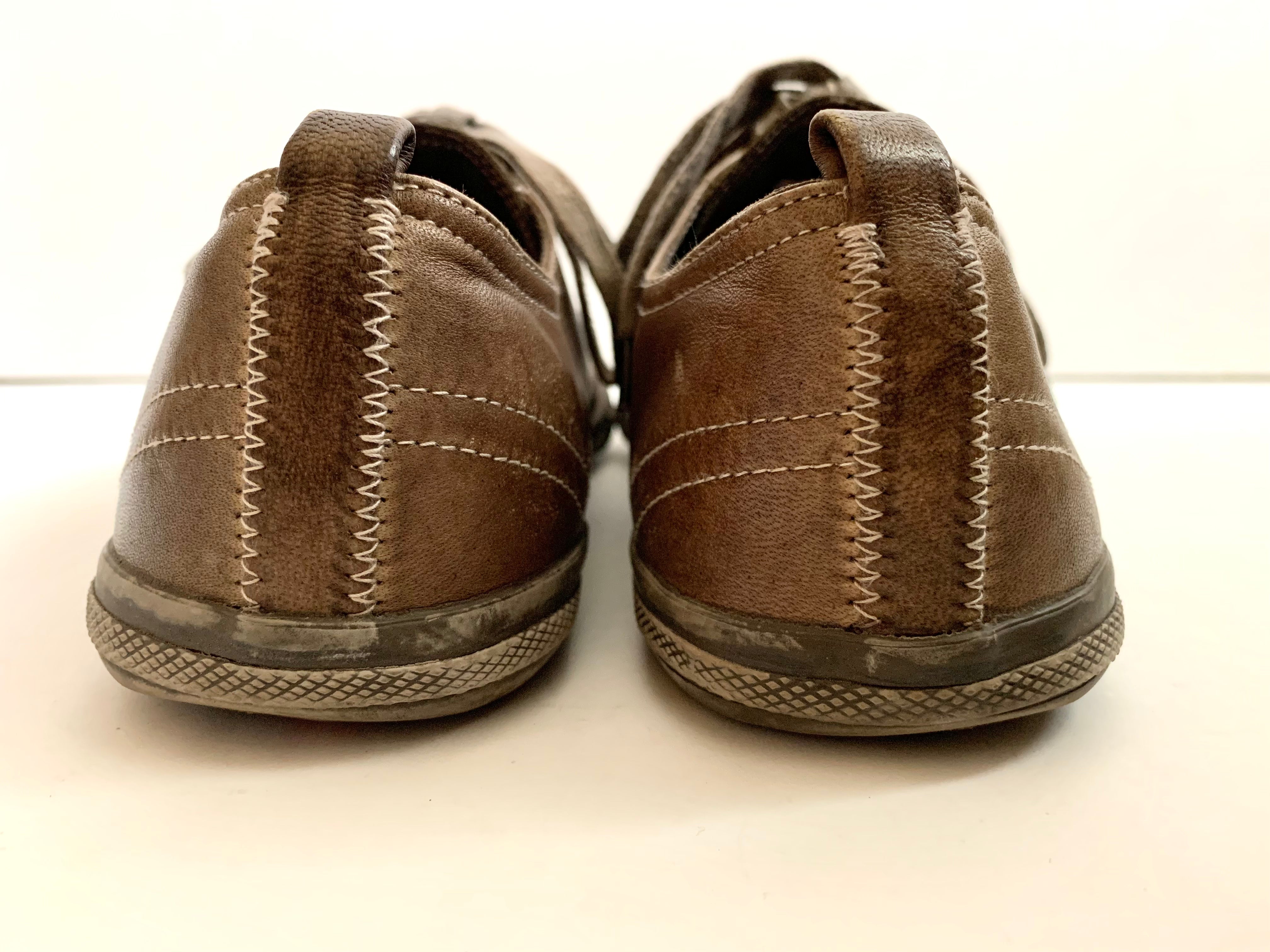 【 PRADA 】Leather Sneaker