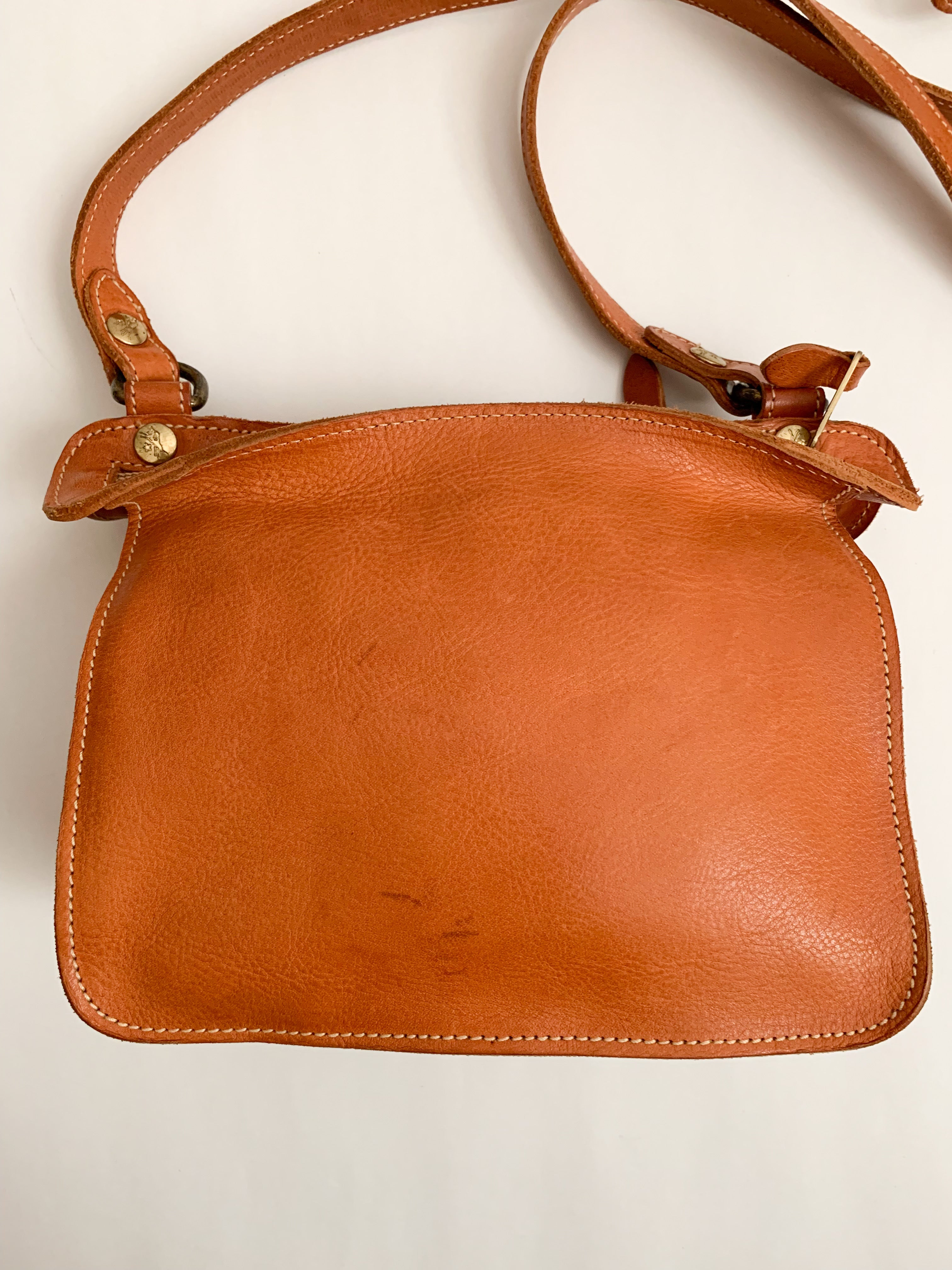 【 IL BISONTE 】Small Shoulder Bag