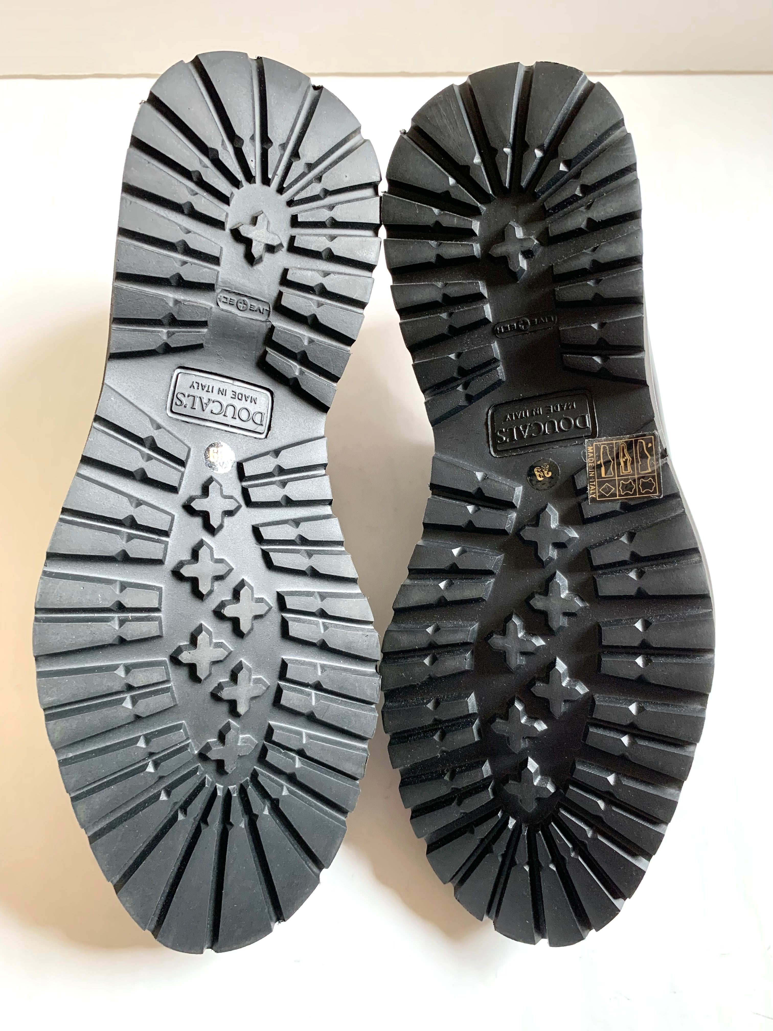 【 DOUCAL’S 】Piping design Plain toe Shoes