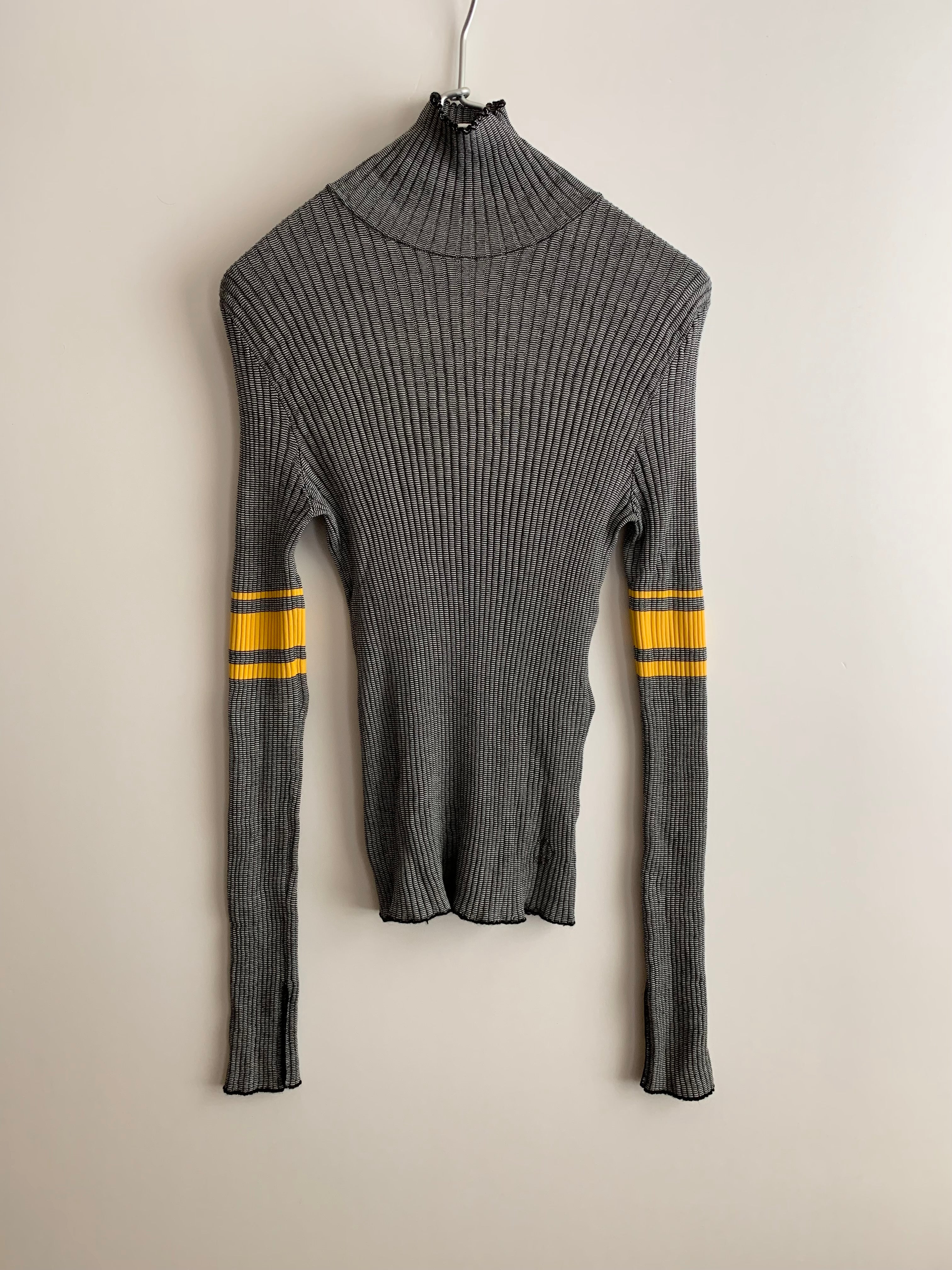 【 LOUIS VUTTON 】RIB TURTLE NECK  KNIT