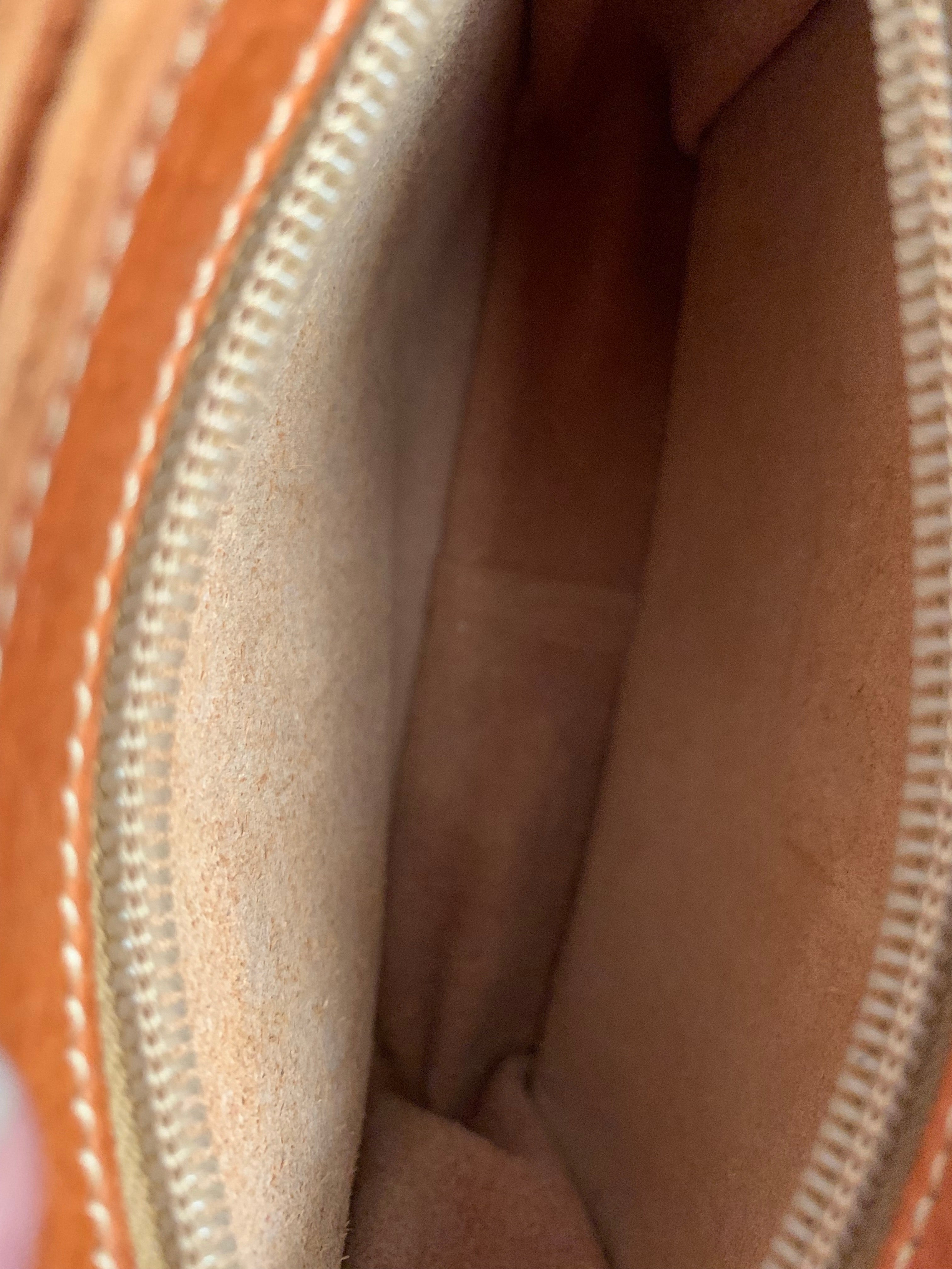 【 IL BISONTE 】Small Shoulder Bag