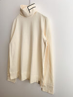 画像をギャラリービューアに読み込む, 【 FENDI 】 TURTLE NECK CUT SEW
