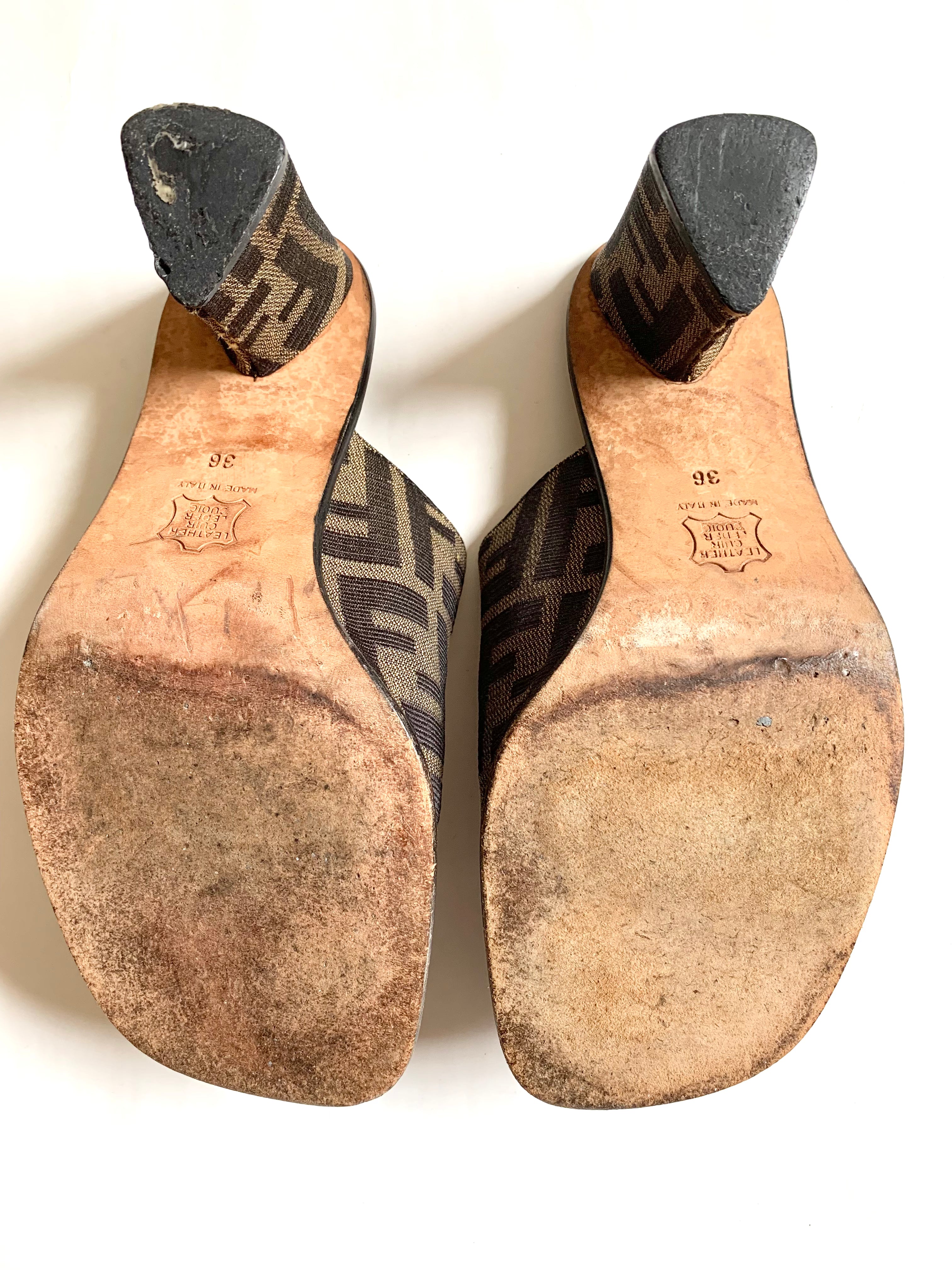 【 FENDI  】 Zucca Design Sandal