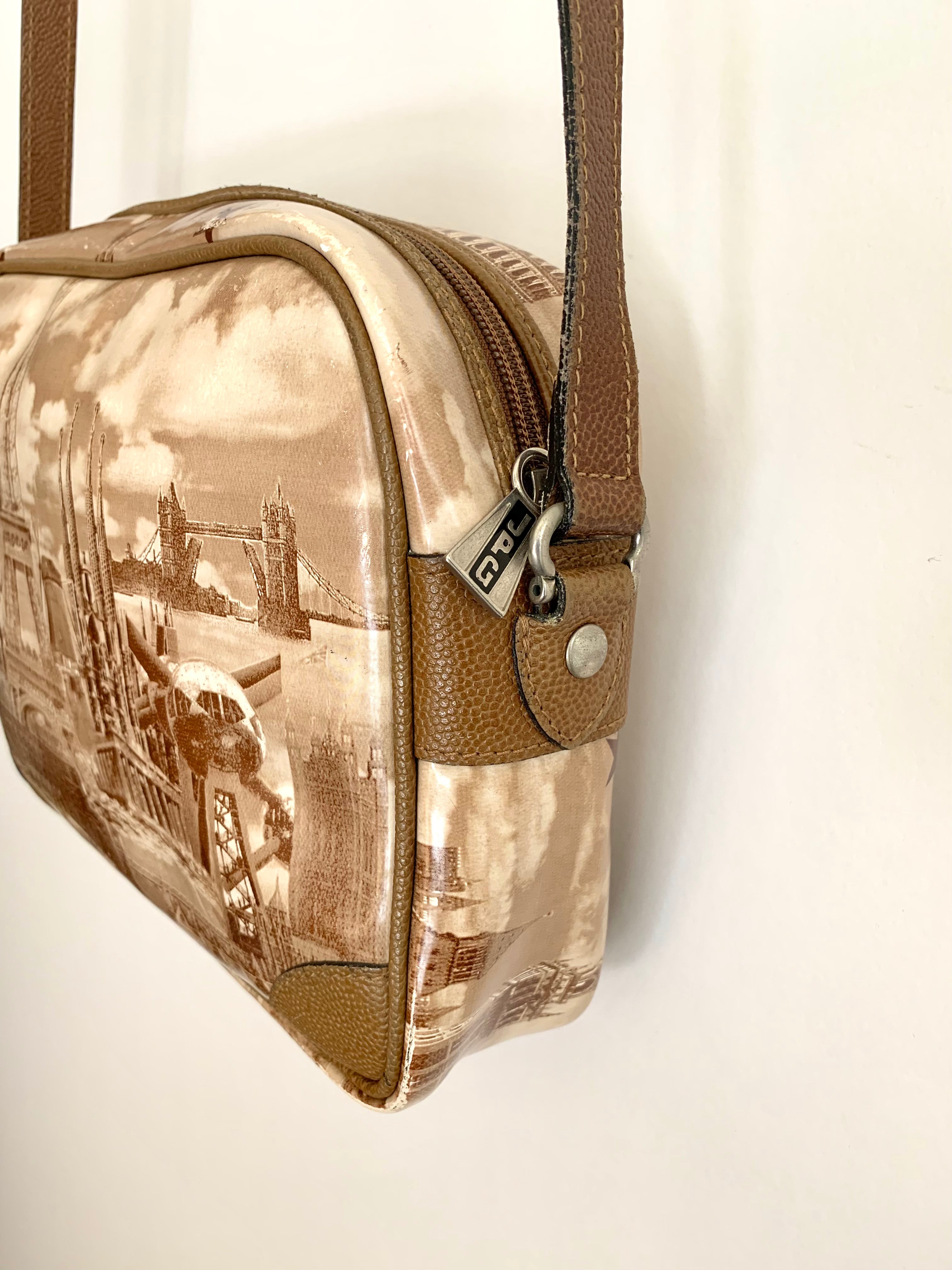 【 Jean Paul Gaultier 】Print Shoulder Bag