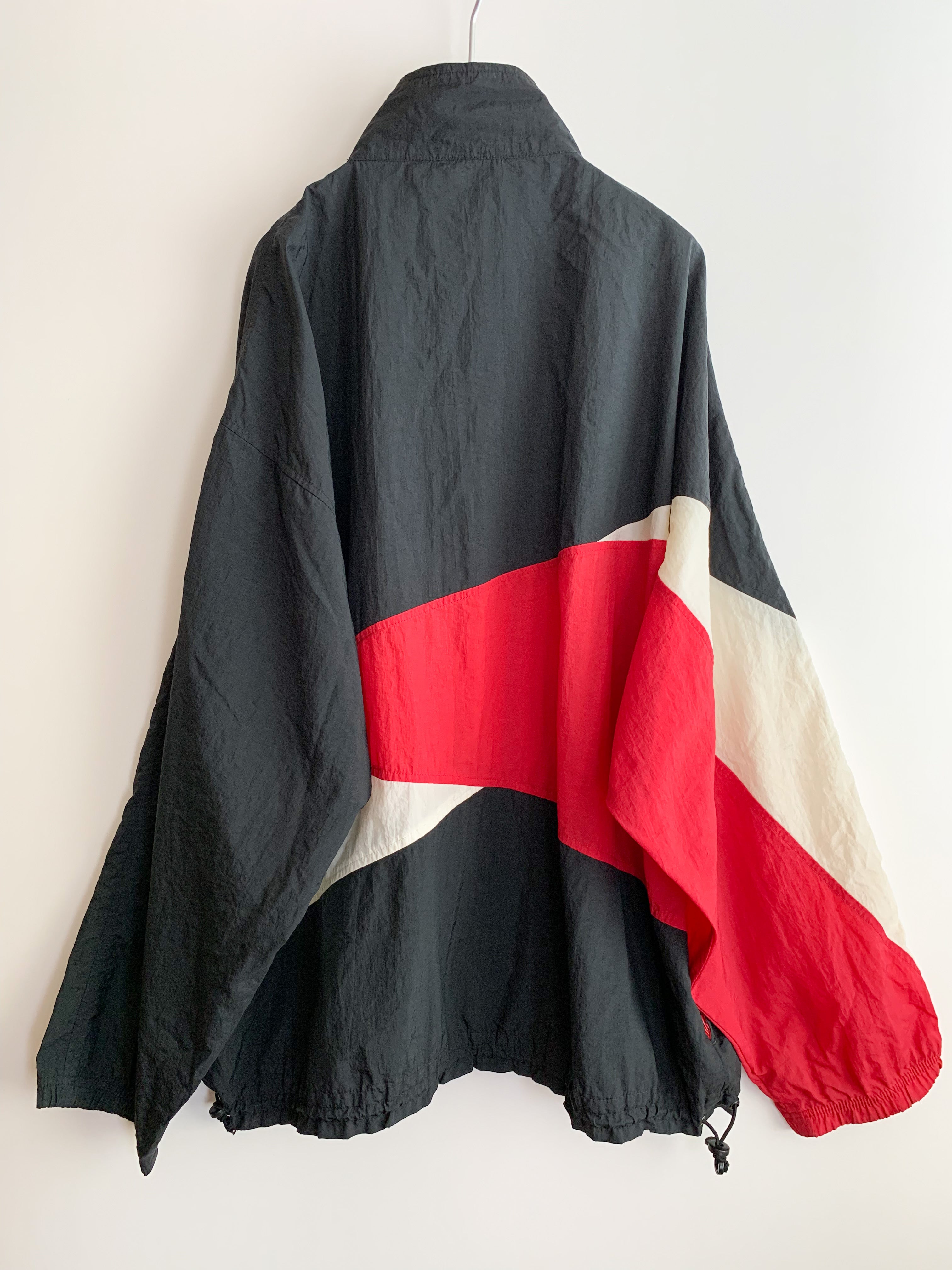 【 90s NIKE × Foot Locker 】 Nylon Jacket