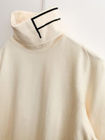 画像をギャラリービューアに読み込む, 【 FENDI 】 TURTLE NECK CUT SEW
