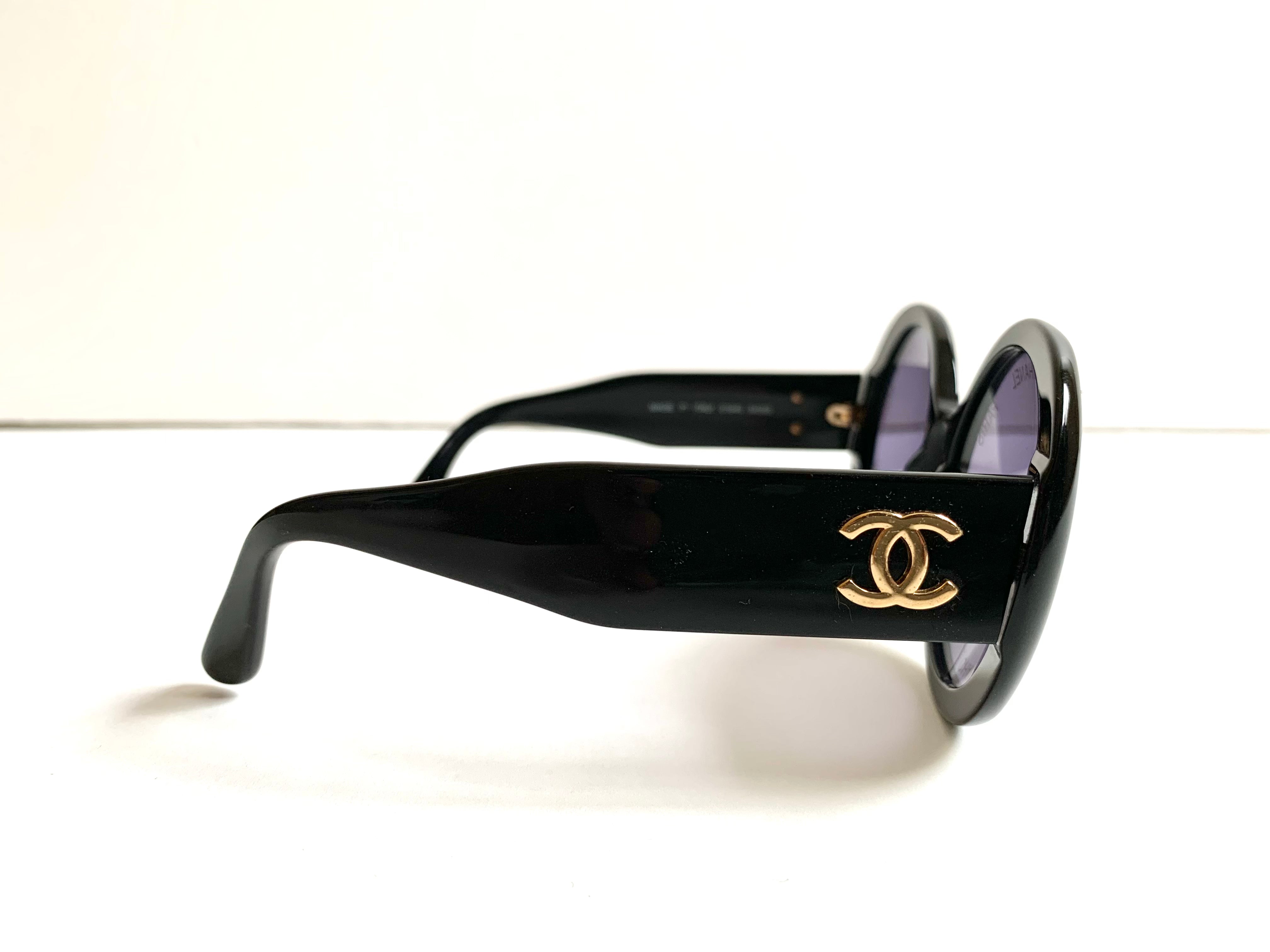 【 VINTAGE CHANEL 】LOGO Design Sunglasses