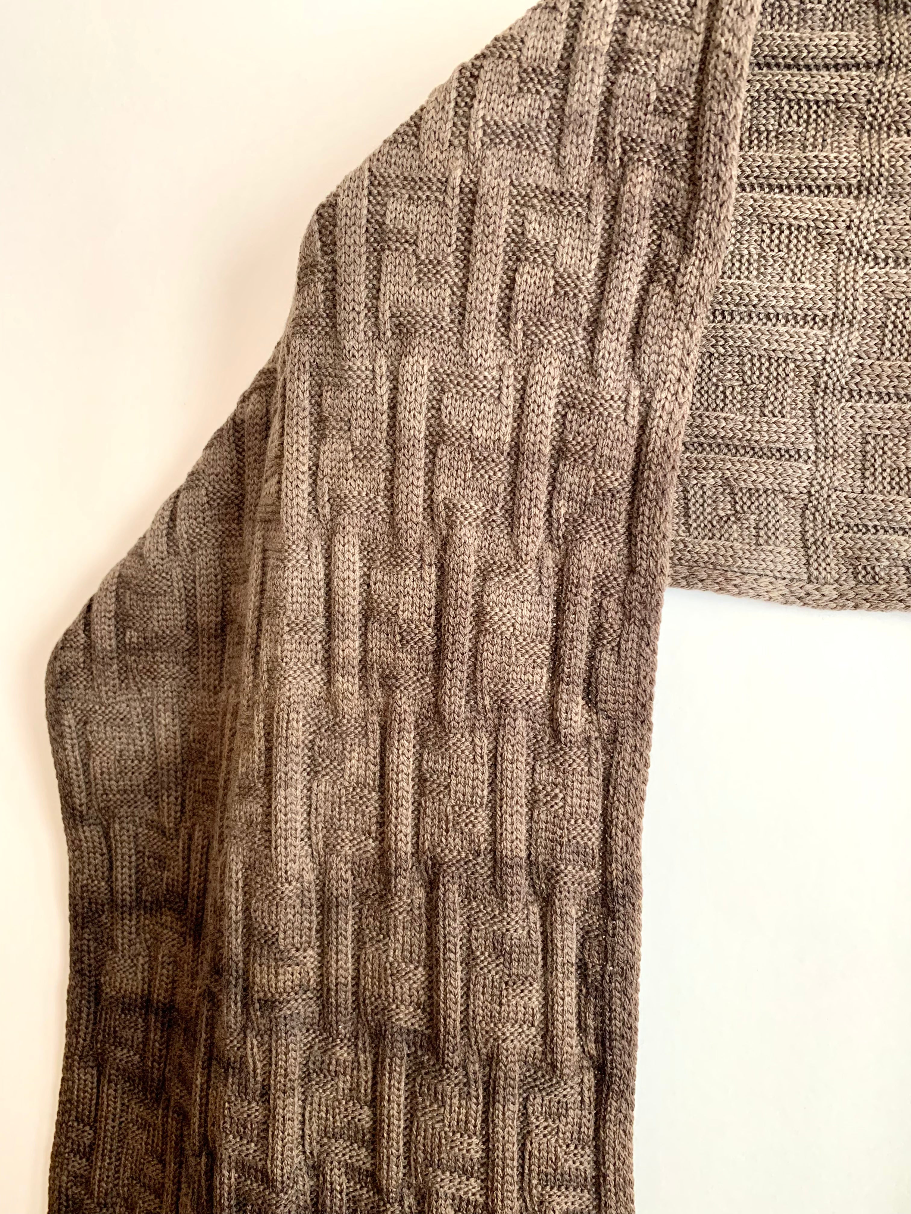 【 FENDI 】Gradation Muffler