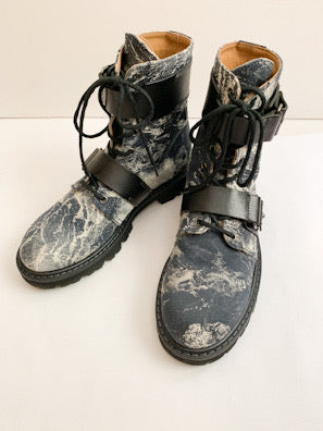 【 EMPORIO ARMANI 】Bleach Design Dnime Boots