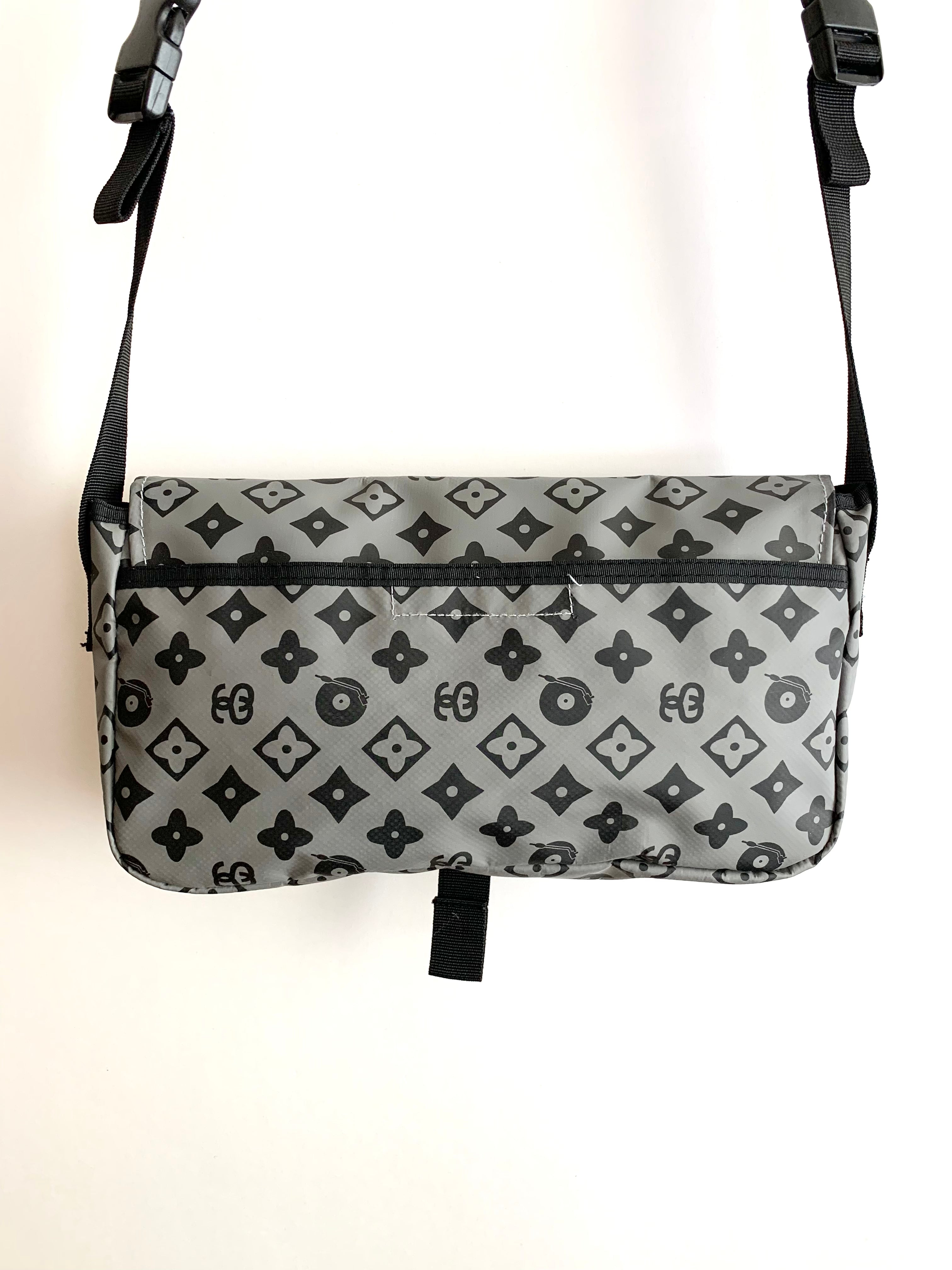 【 90s STUSSY 】Monogram Shoulder Bag