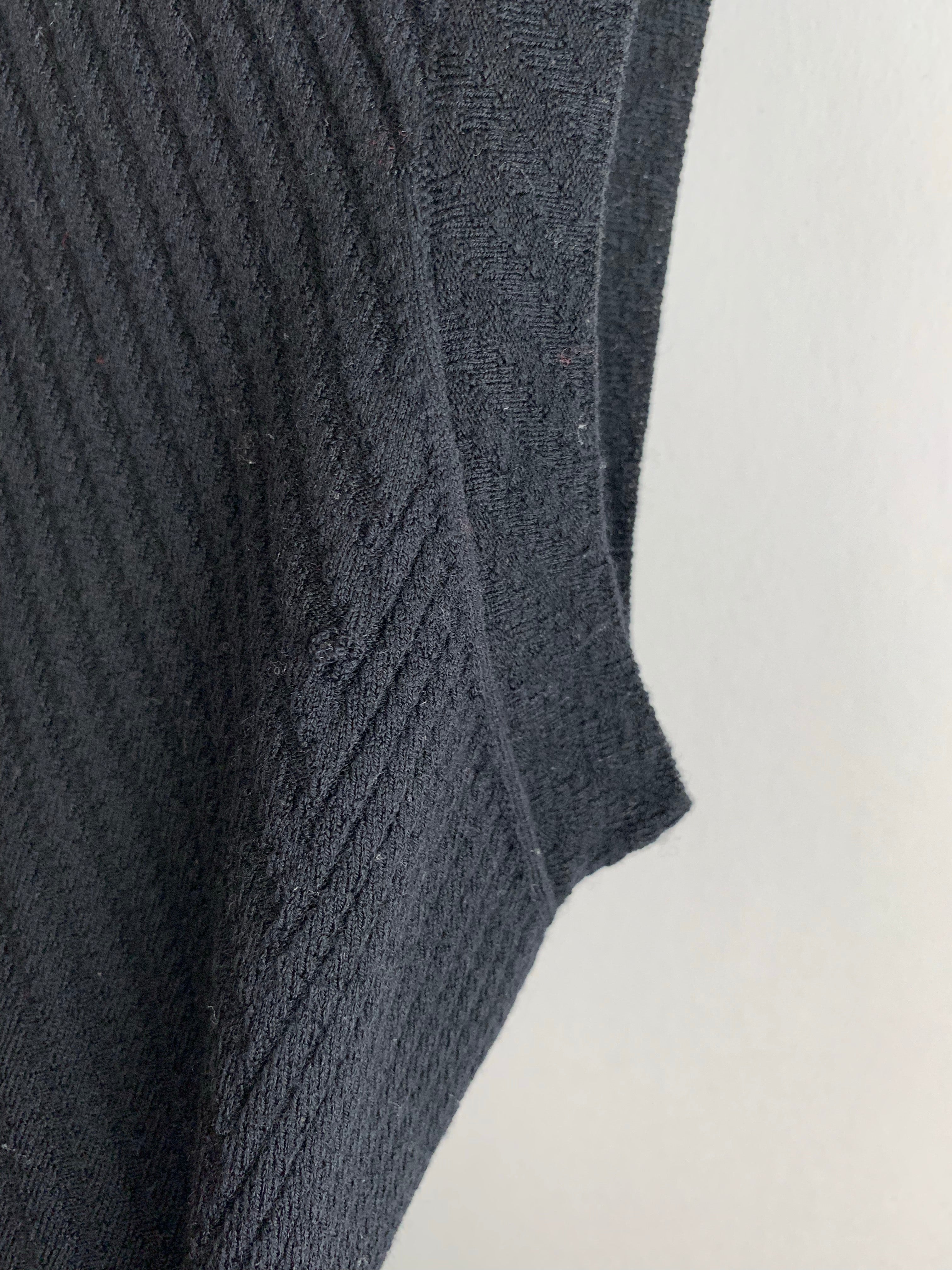 【 JIL SANDER 】TURTLE NECK KNIT VEST