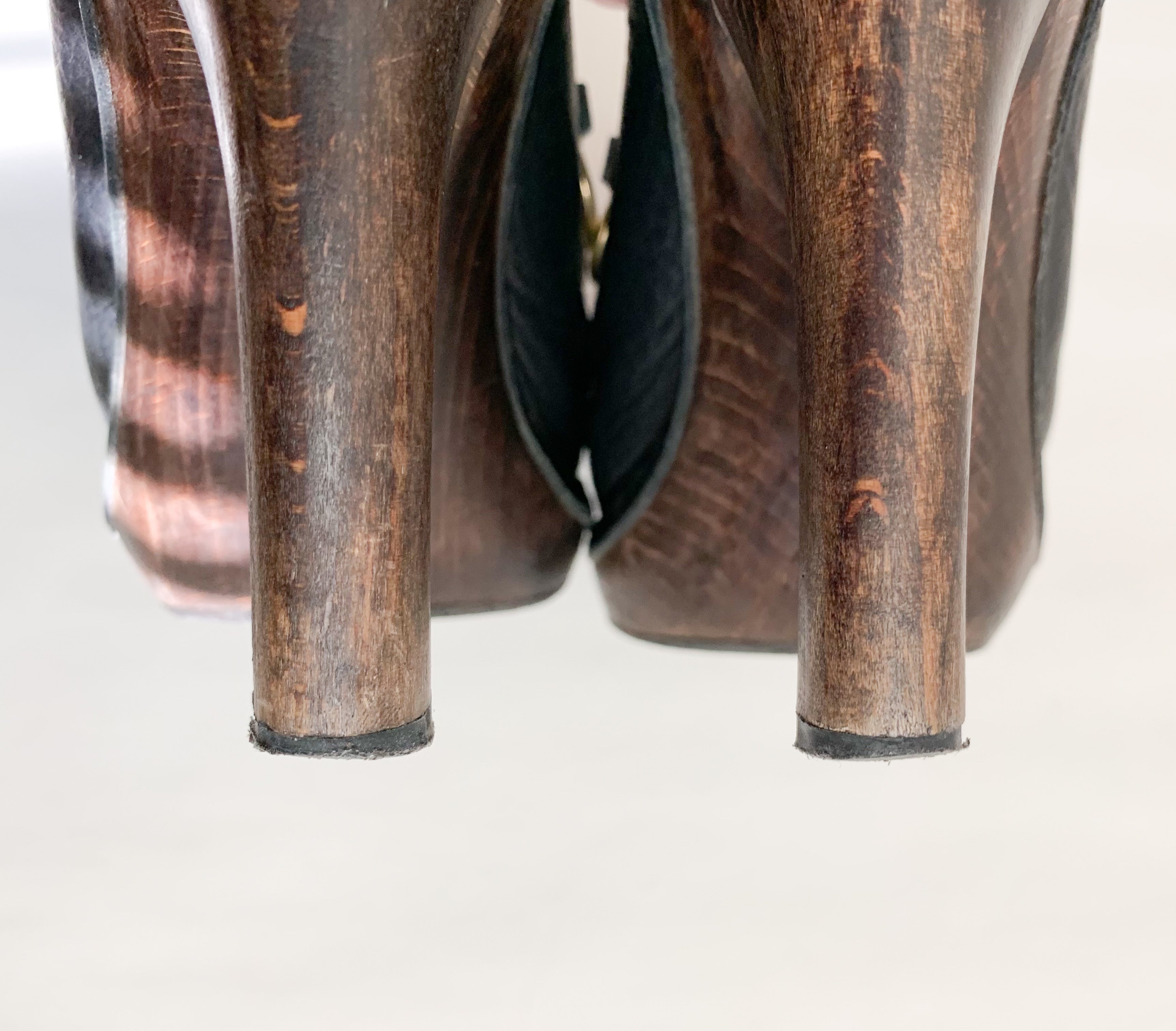 【 GUCCI 】HORSE BIT SABOT SANDALS