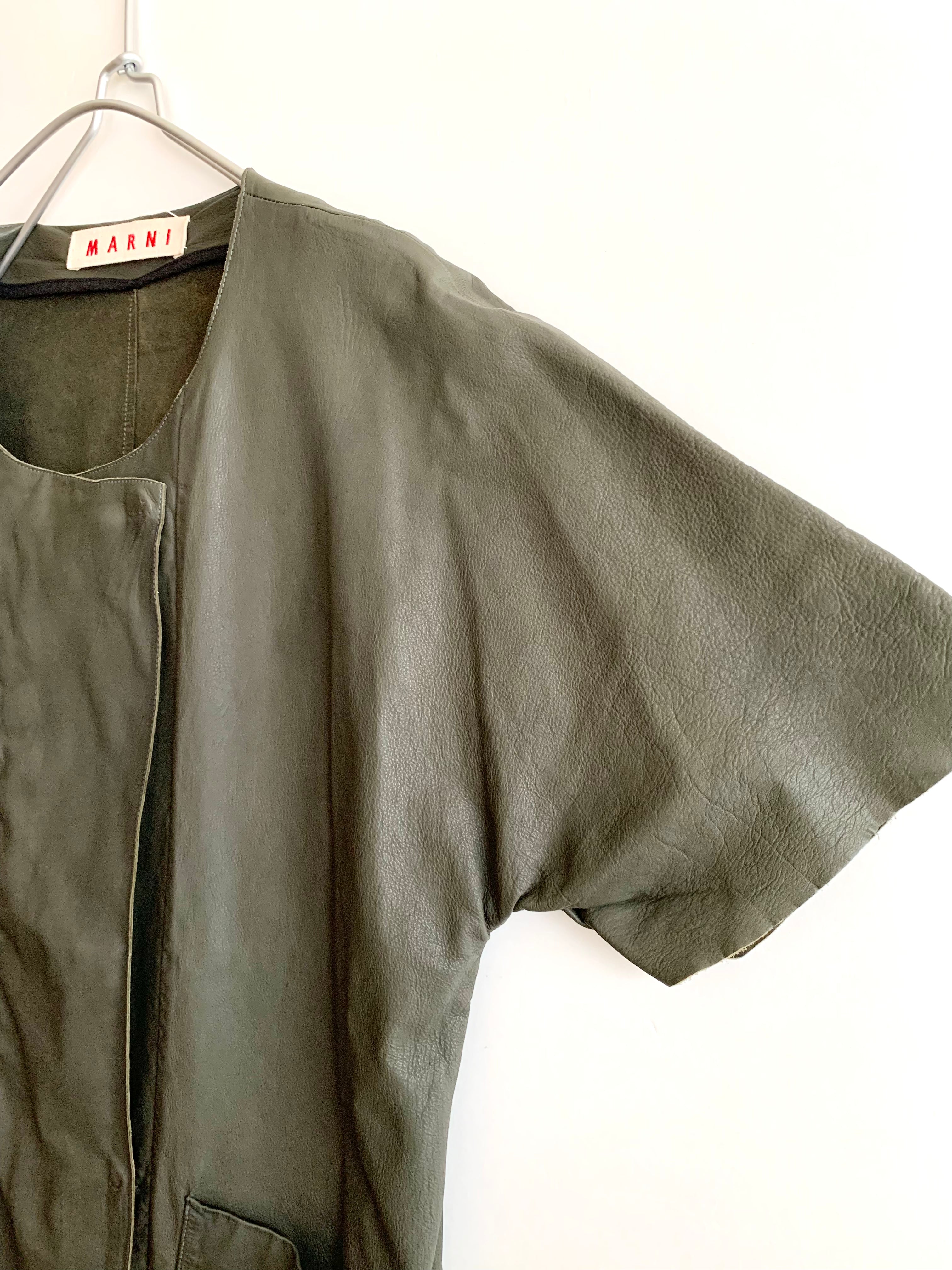 【 MARNI 】 Short Sleeve Leather coat