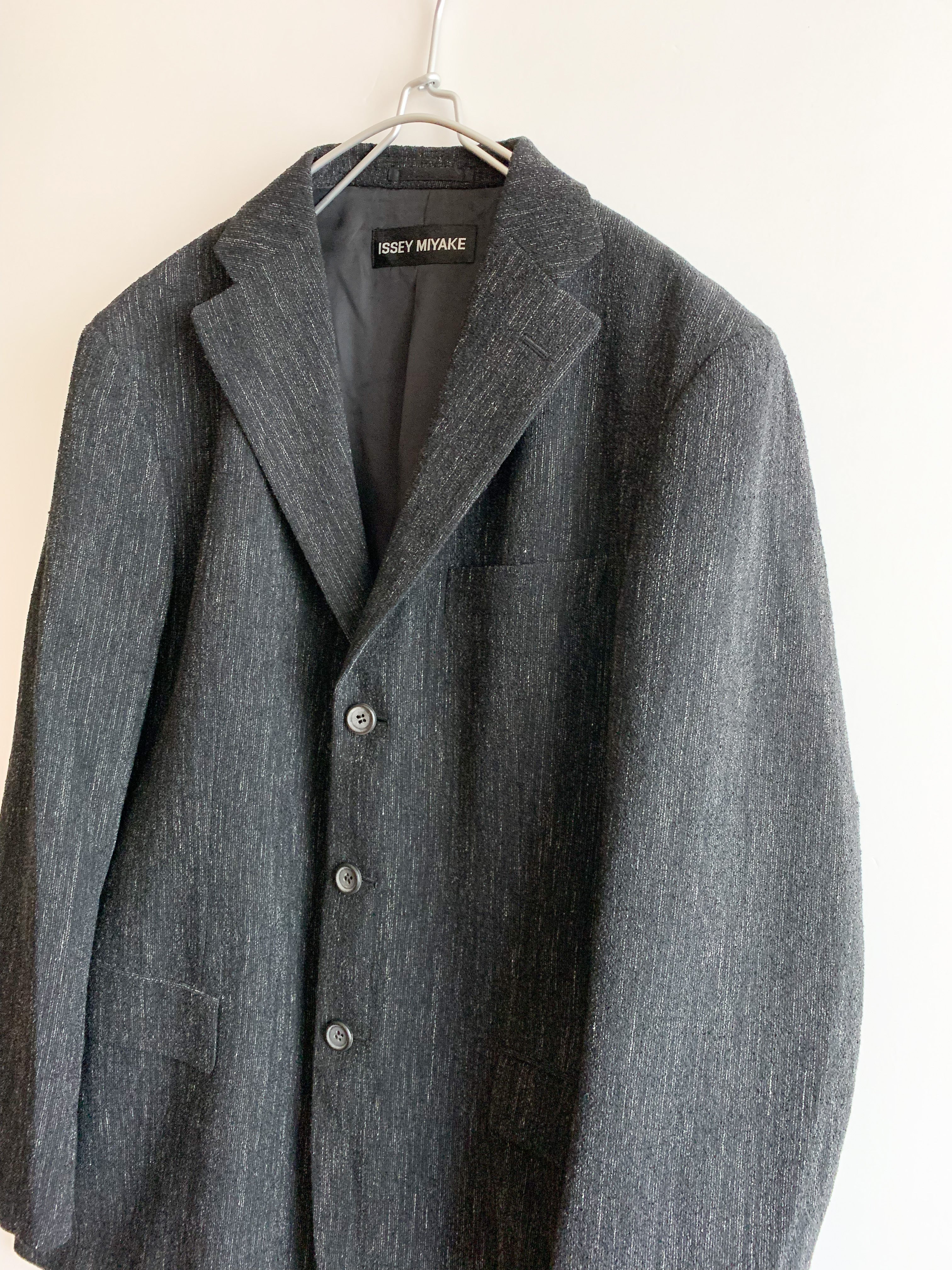 【 ISSEY MIYAKE 】Tailored Jacket