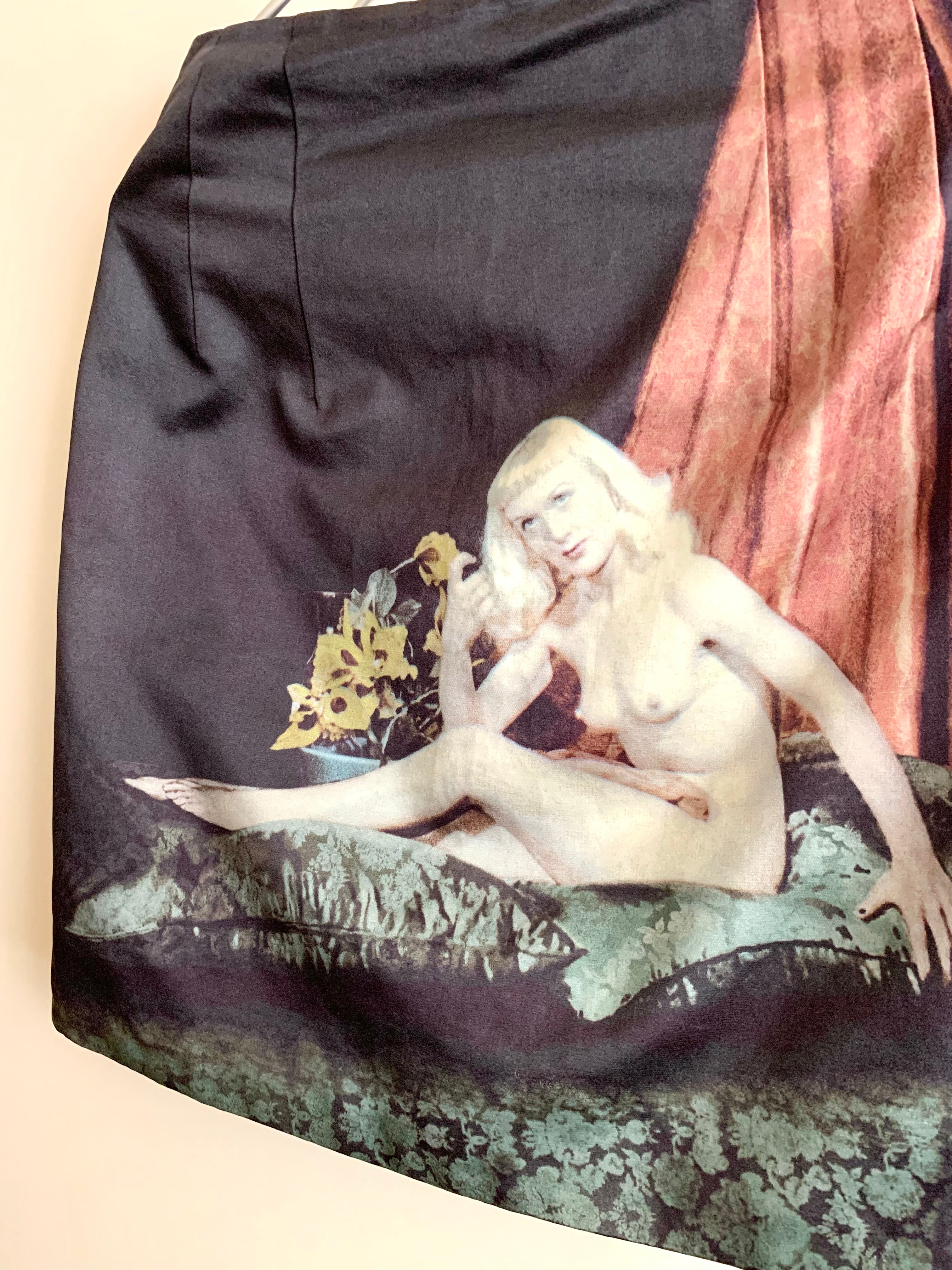 【 TOGA ARCIVES Nude ART Print Skirt