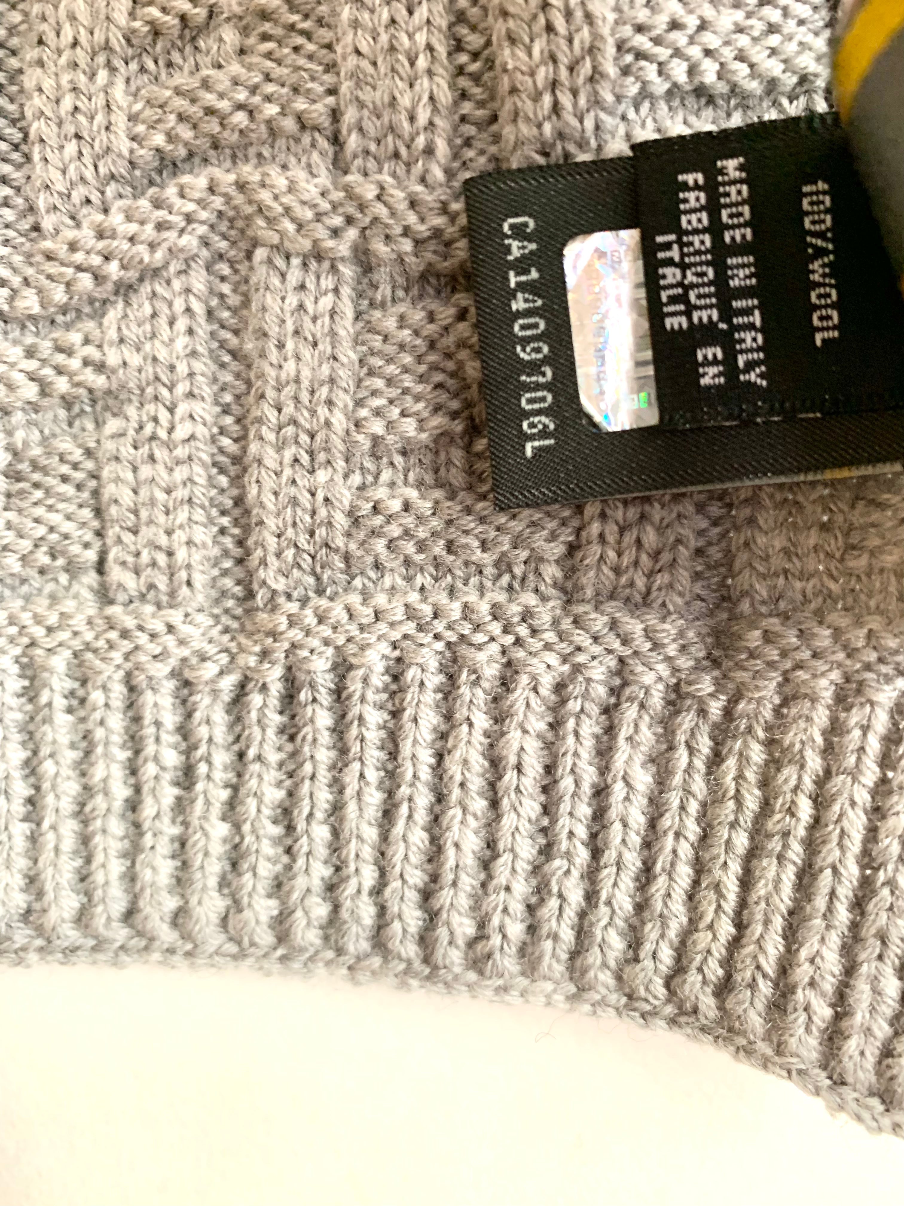 【 FENDI 】Gradation Muffler