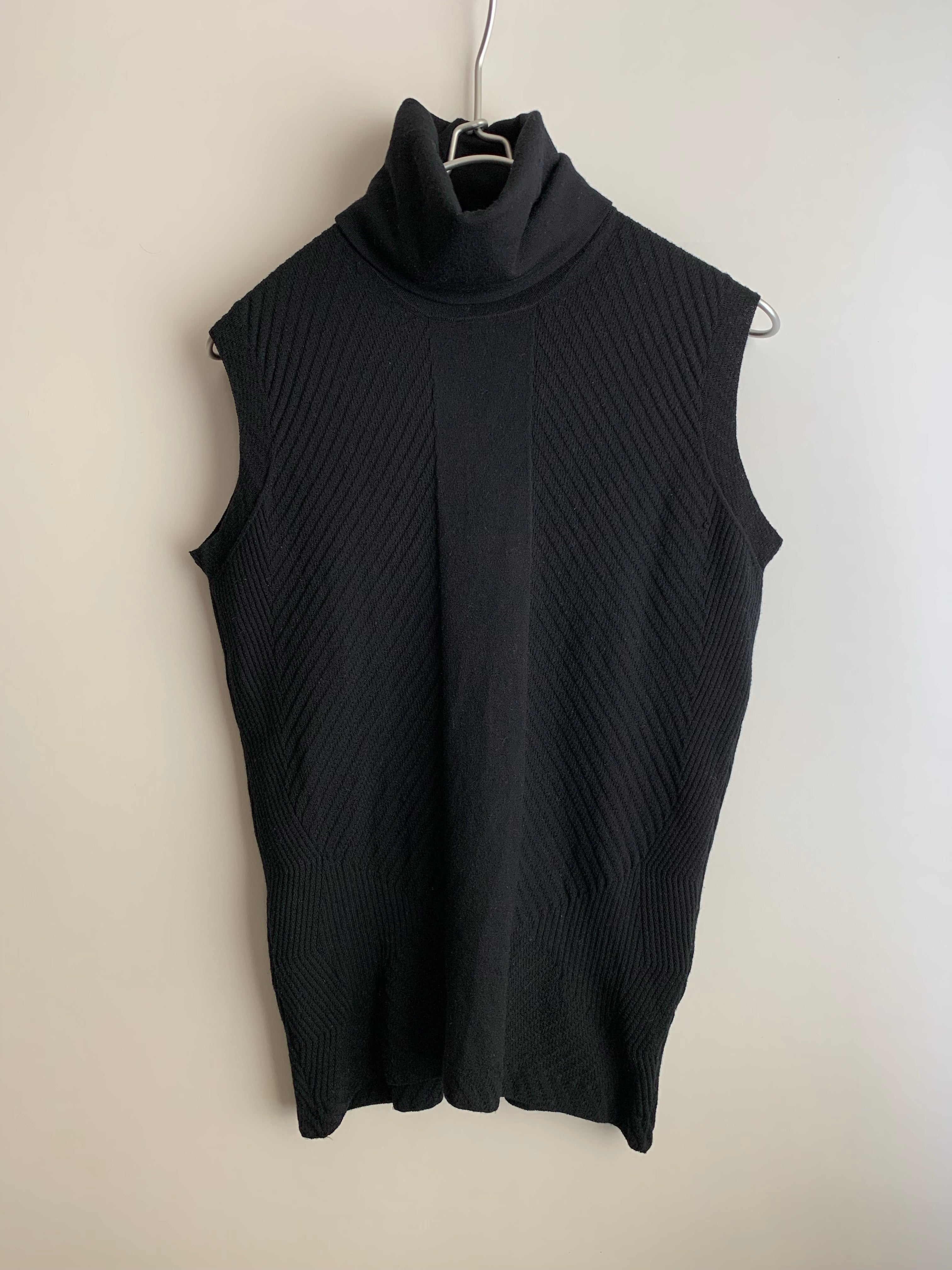 【 JIL SANDER 】TURTLE NECK KNIT VEST