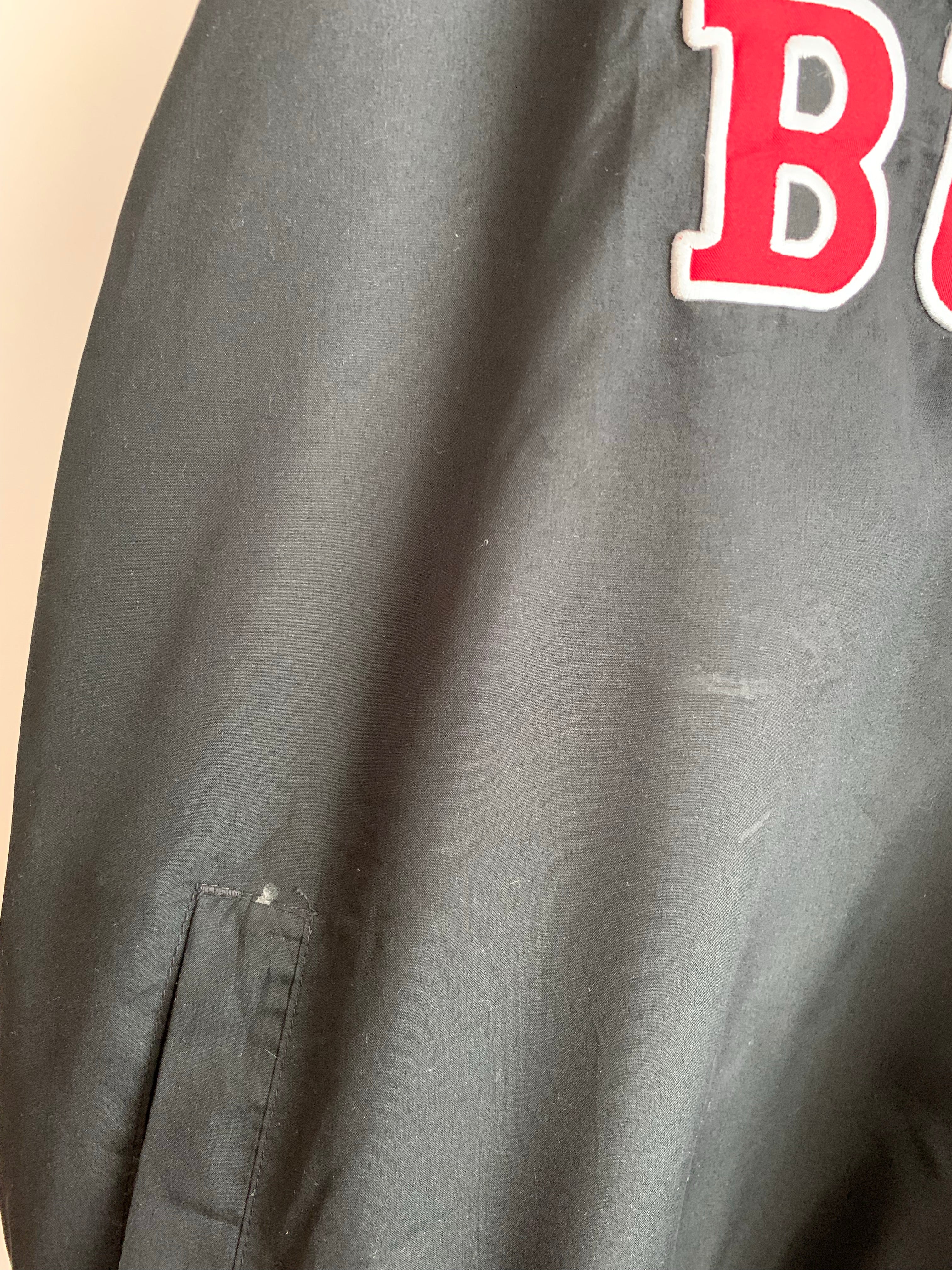 【 90s Reebok 】CHICAGO BULLS  NYLON JACKET