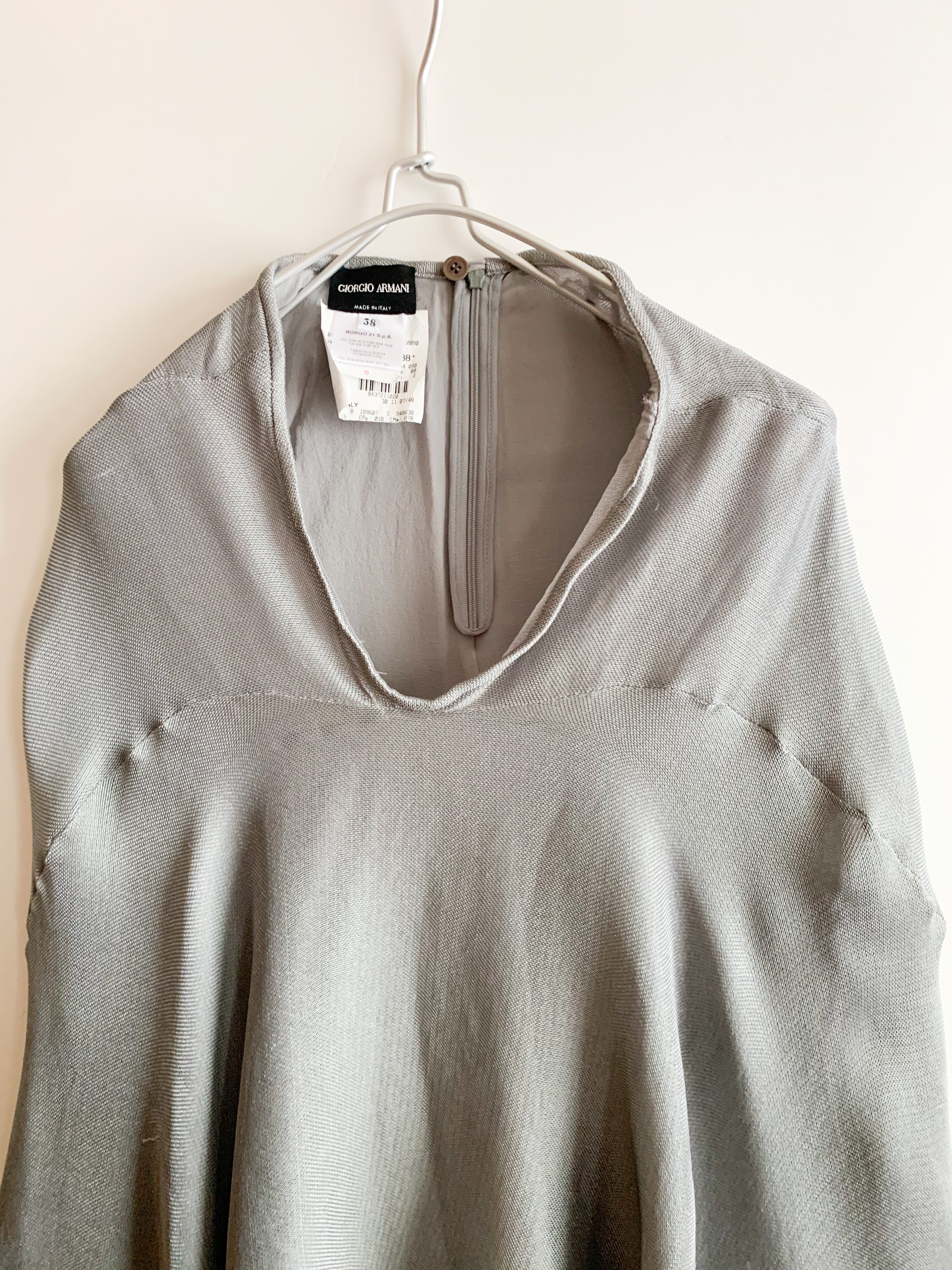 【 GIORGIO ARMANI 】Mesh Ponccho