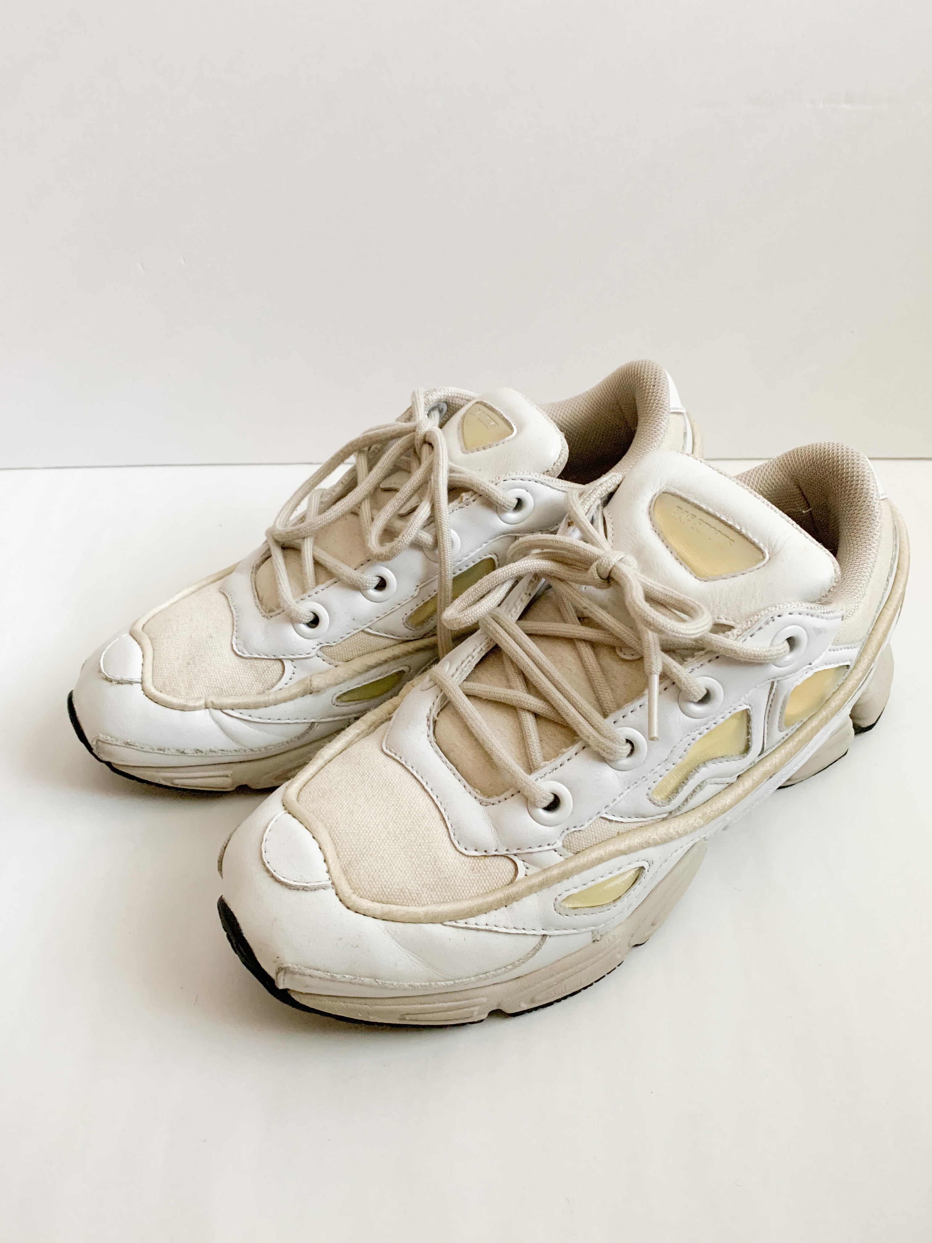 【 RAF SIMONS × ADIDAS 】Ozweego