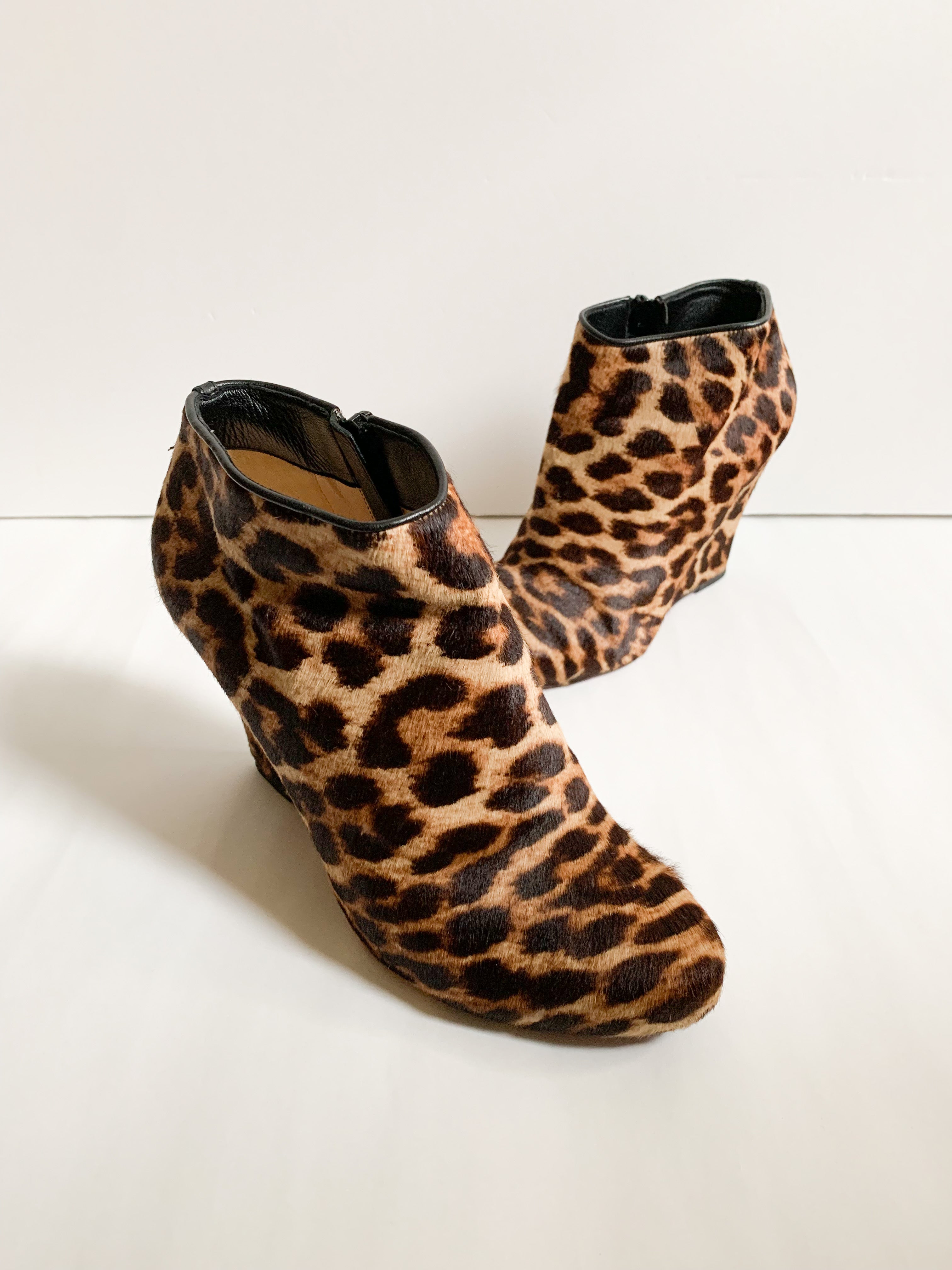 【 Christian Louboutin 】 Leopard Boots
