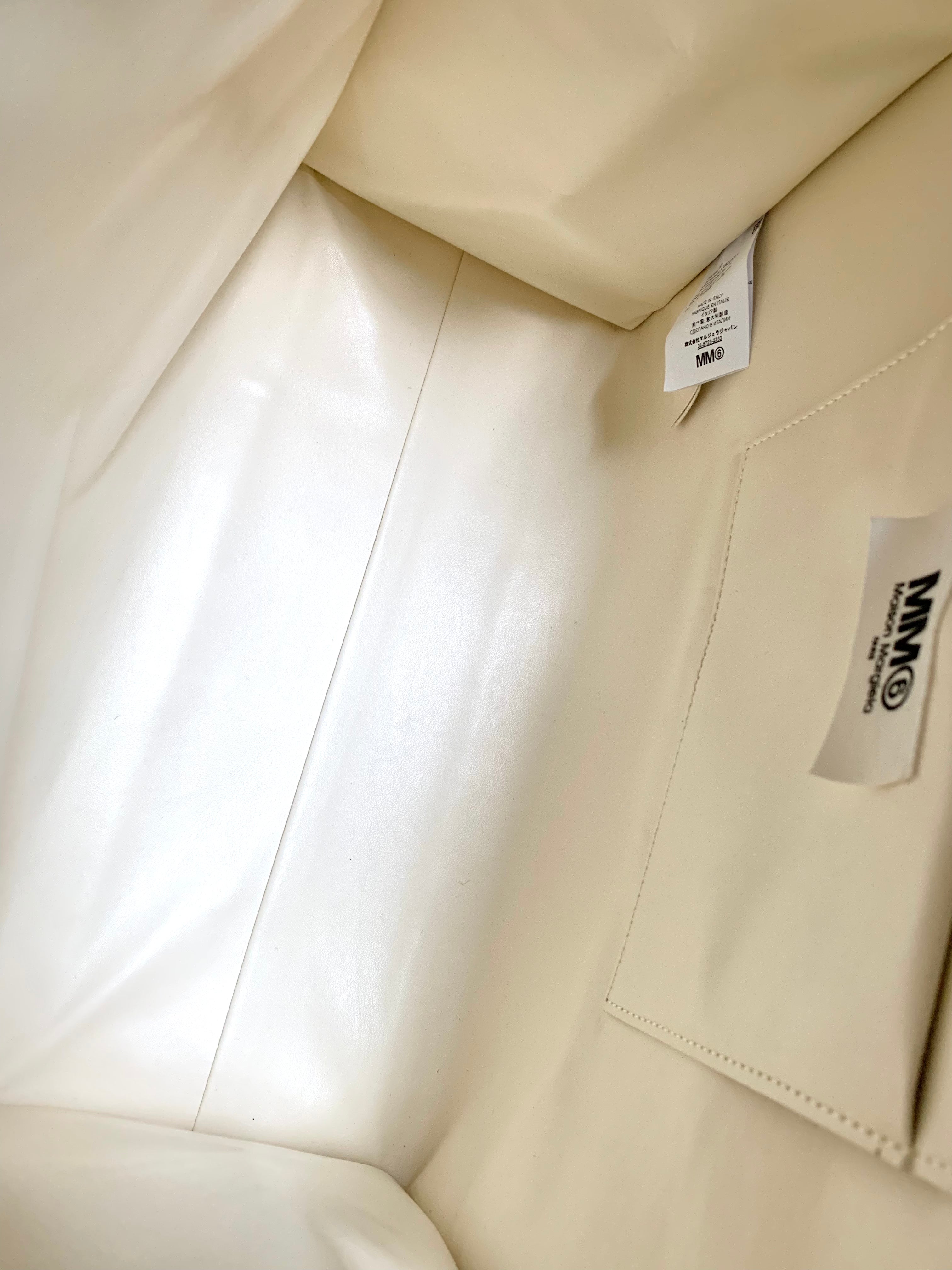 【 MM6 Maison Margiela 】Pvc Logo toto Bag