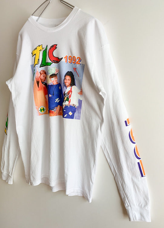 【 CROSS COLOURS 】 "TLC" Print Long Sleeve T-Shirts