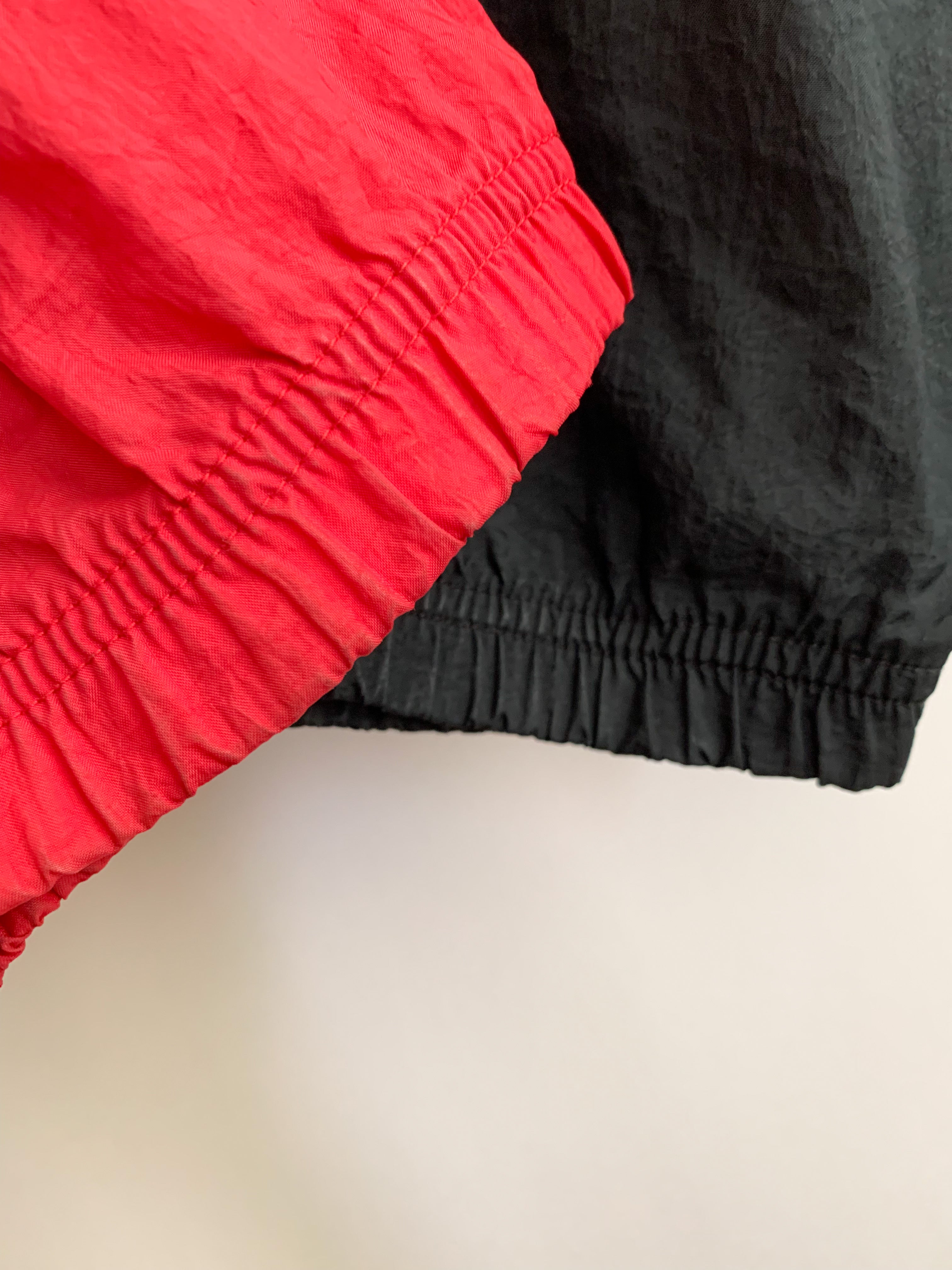 【 90s NIKE × Foot Locker 】 Nylon Jacket