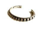 画像をギャラリービューアに読み込む, 【 Dhyana x Gild 】 Studs Bangle
